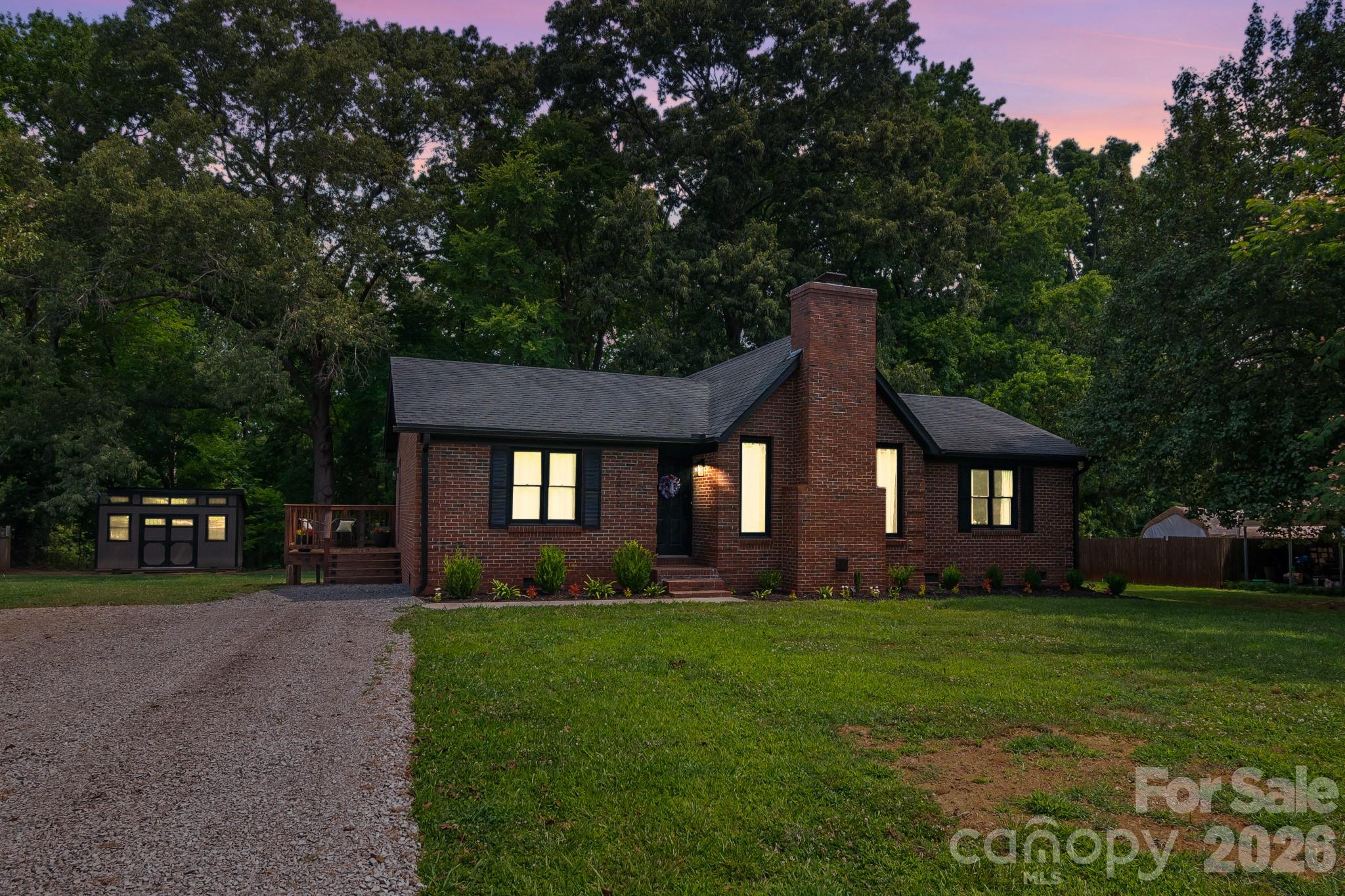 2406 Bearskin Lane — photo