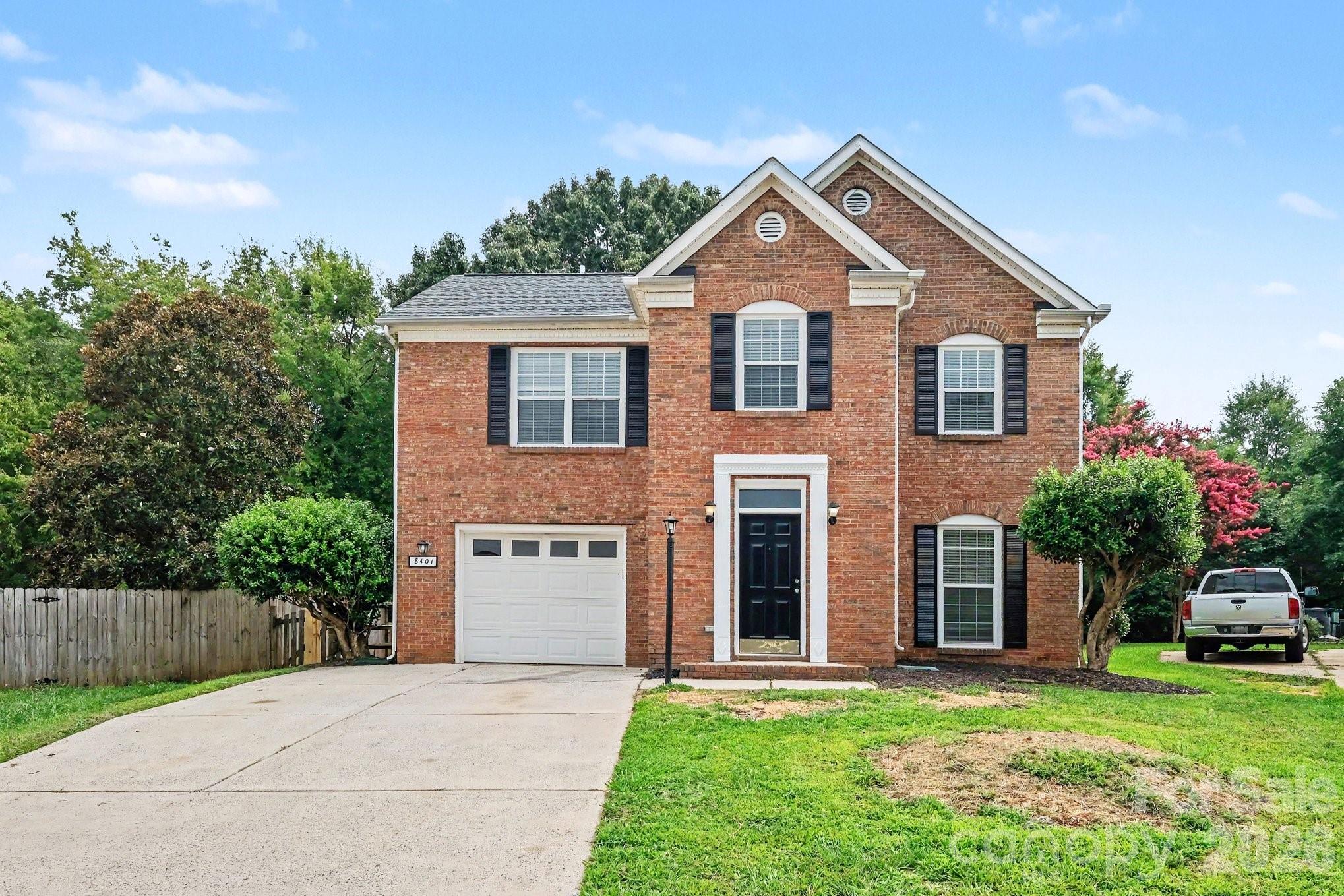 8401 Redstone View Drive — photo
