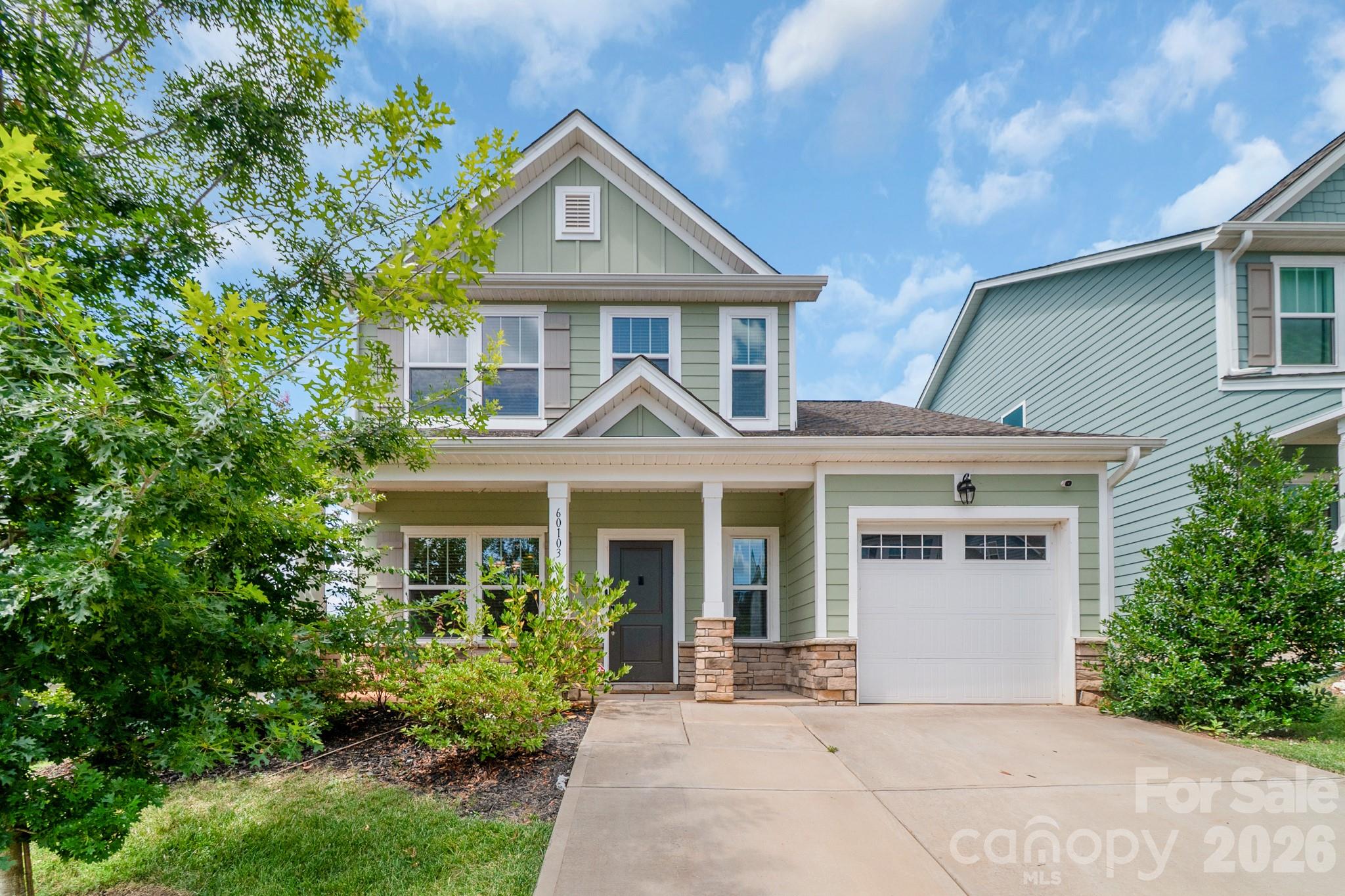 60103 Blue Bird Lane — photo