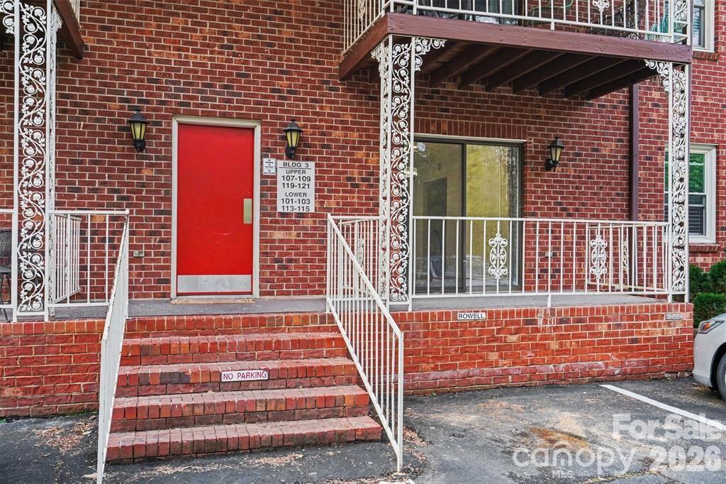 103 Carriage House Drive — photo
