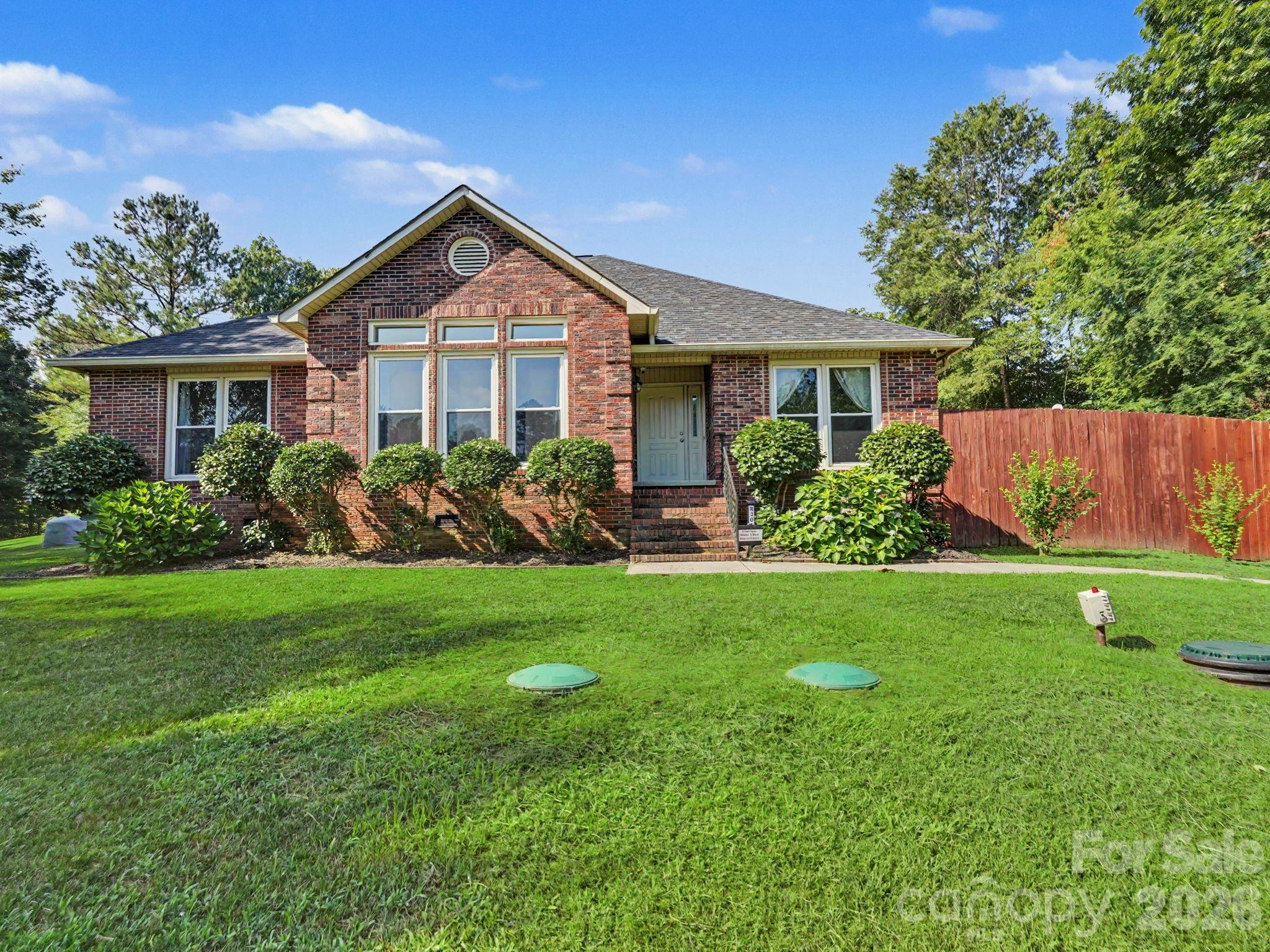 8301 Mooresville Road — photo