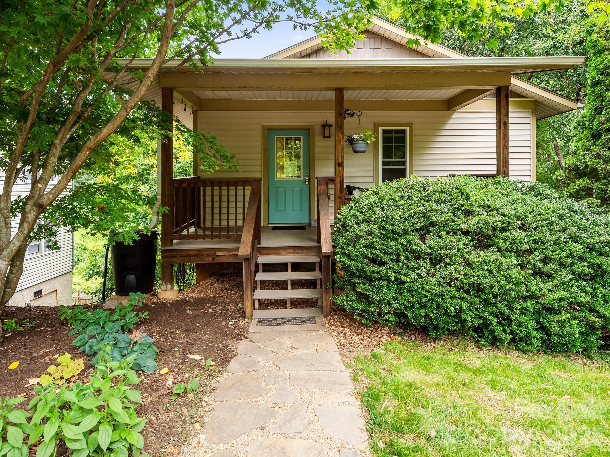 16 Jefferson Drive — photo