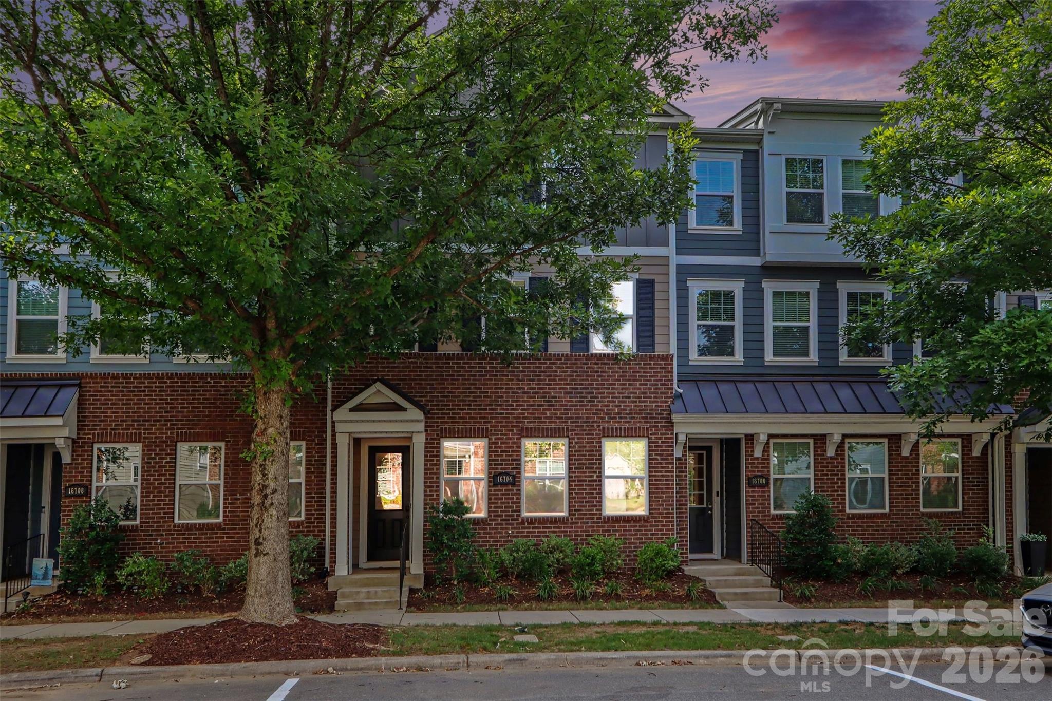 16704 Summers Walk Boulevard 27 — photo