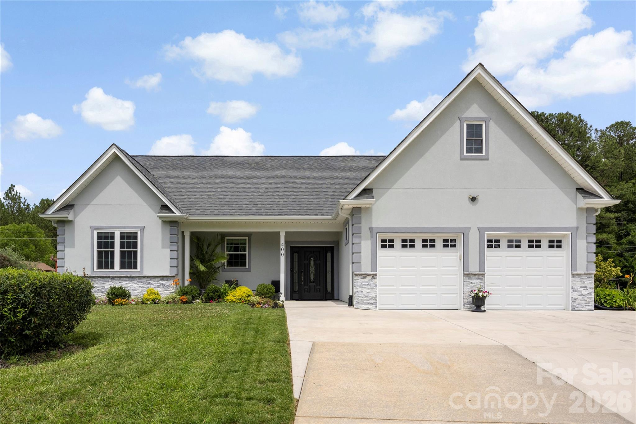 400 Charles Pettus Road — photo