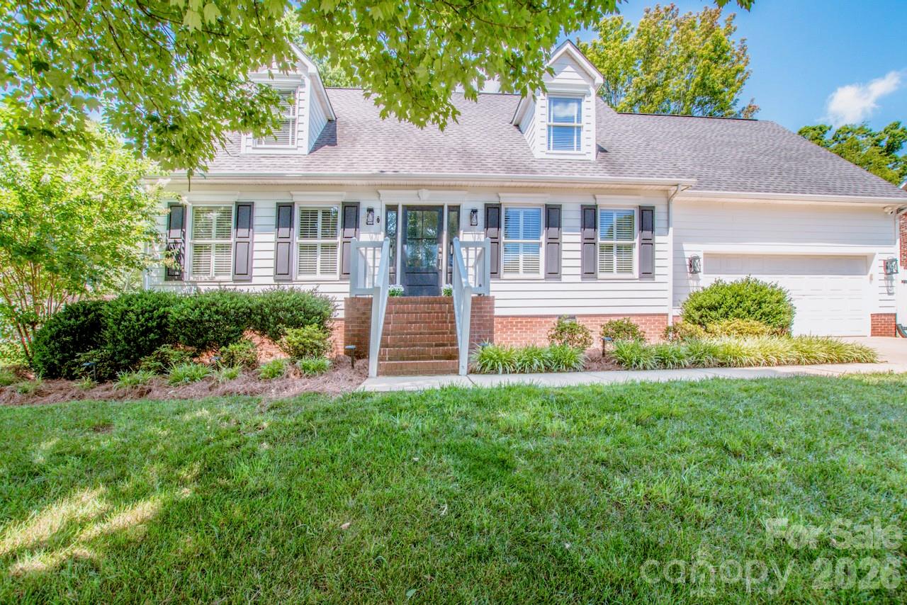 921 Argyle Court — photo