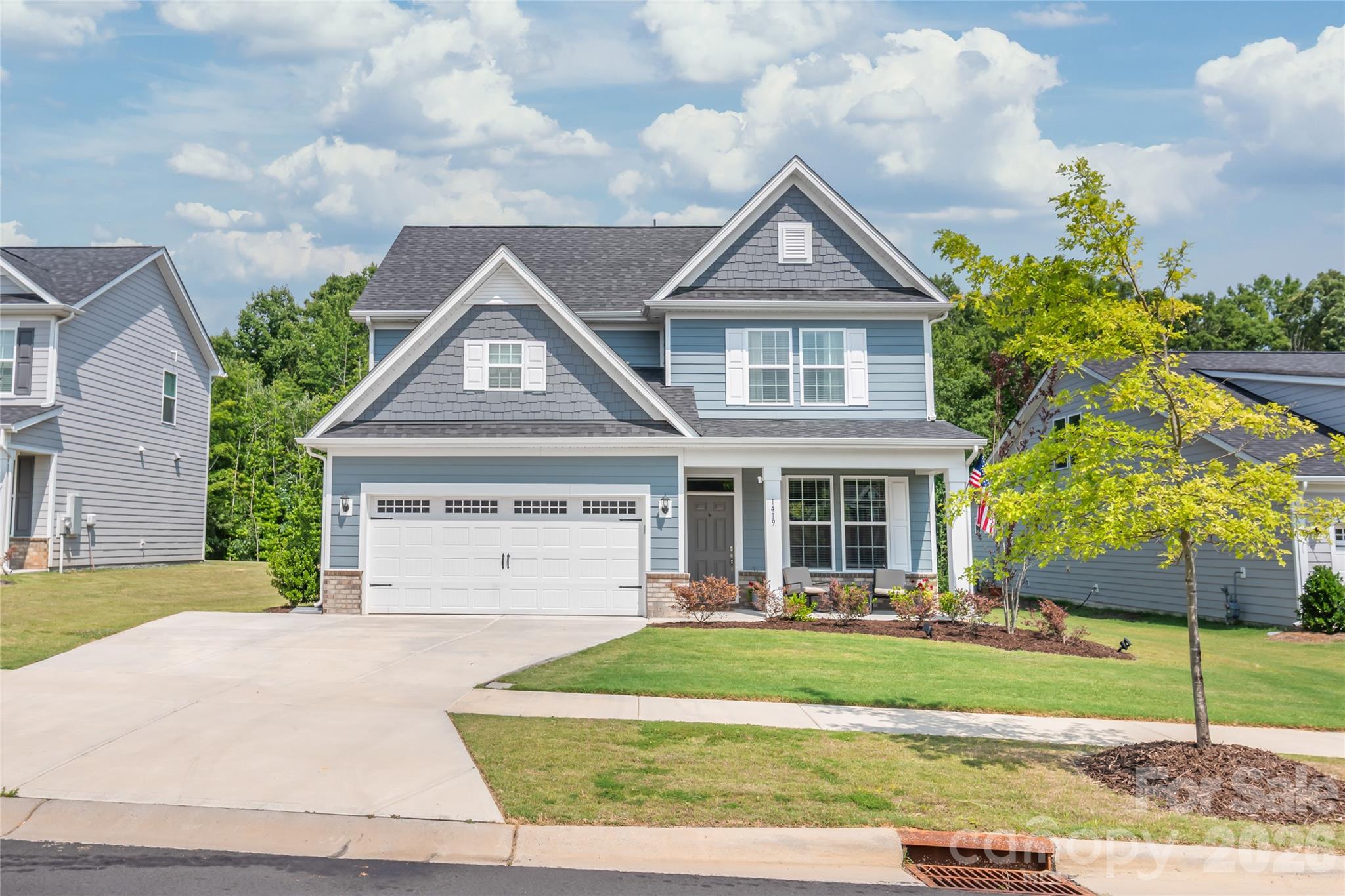 1419 Black Walnut Street — photo