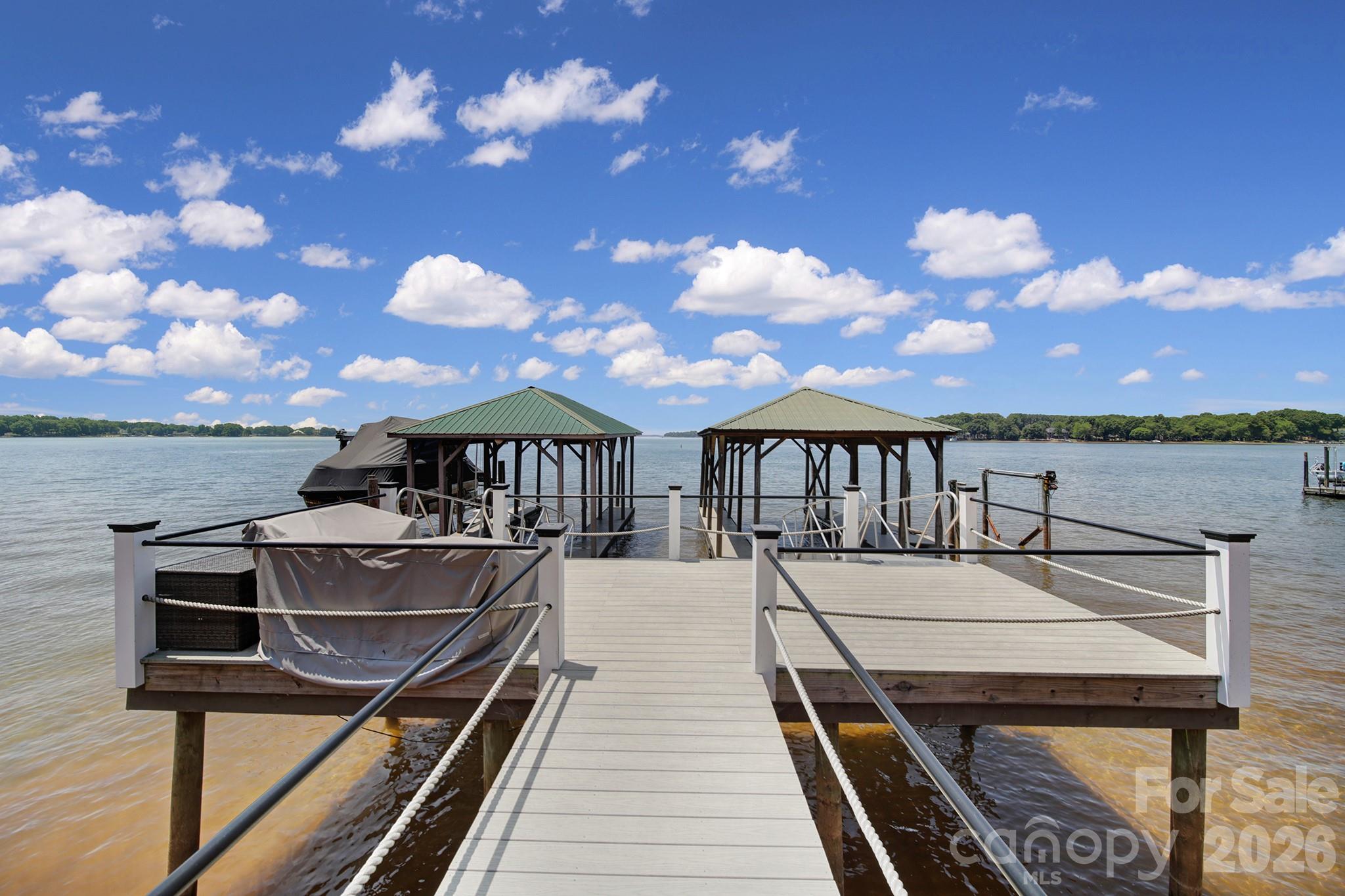 704 Isle Of Pines Road — photo