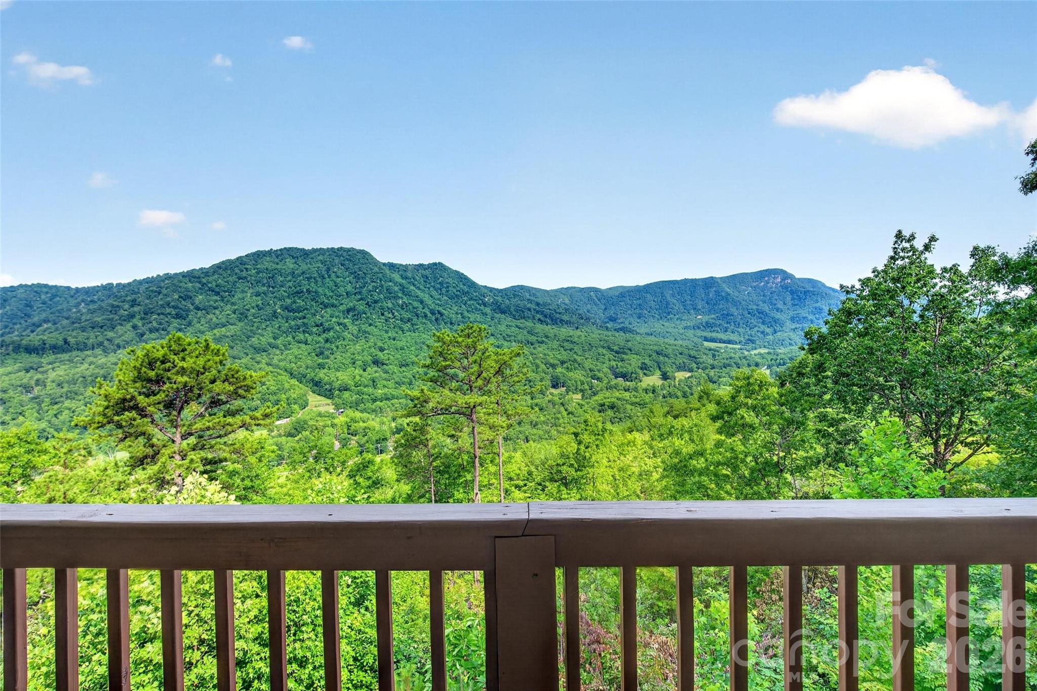 40 E Valley View Drive — photo