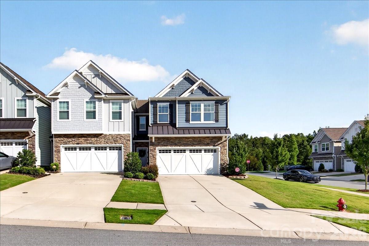 7585 Hartsfield Drive — photo