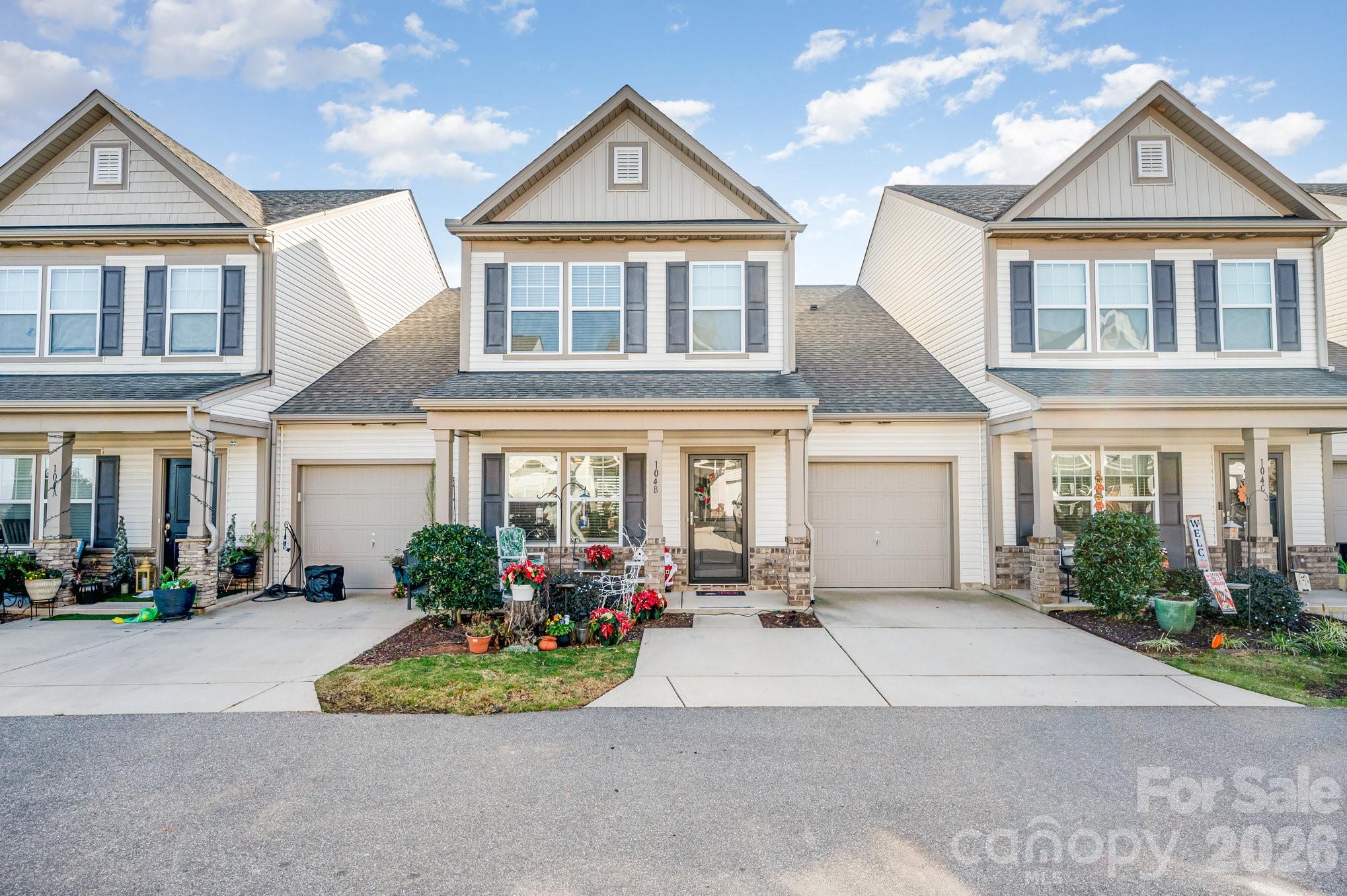 104 Blackstone Court — photo