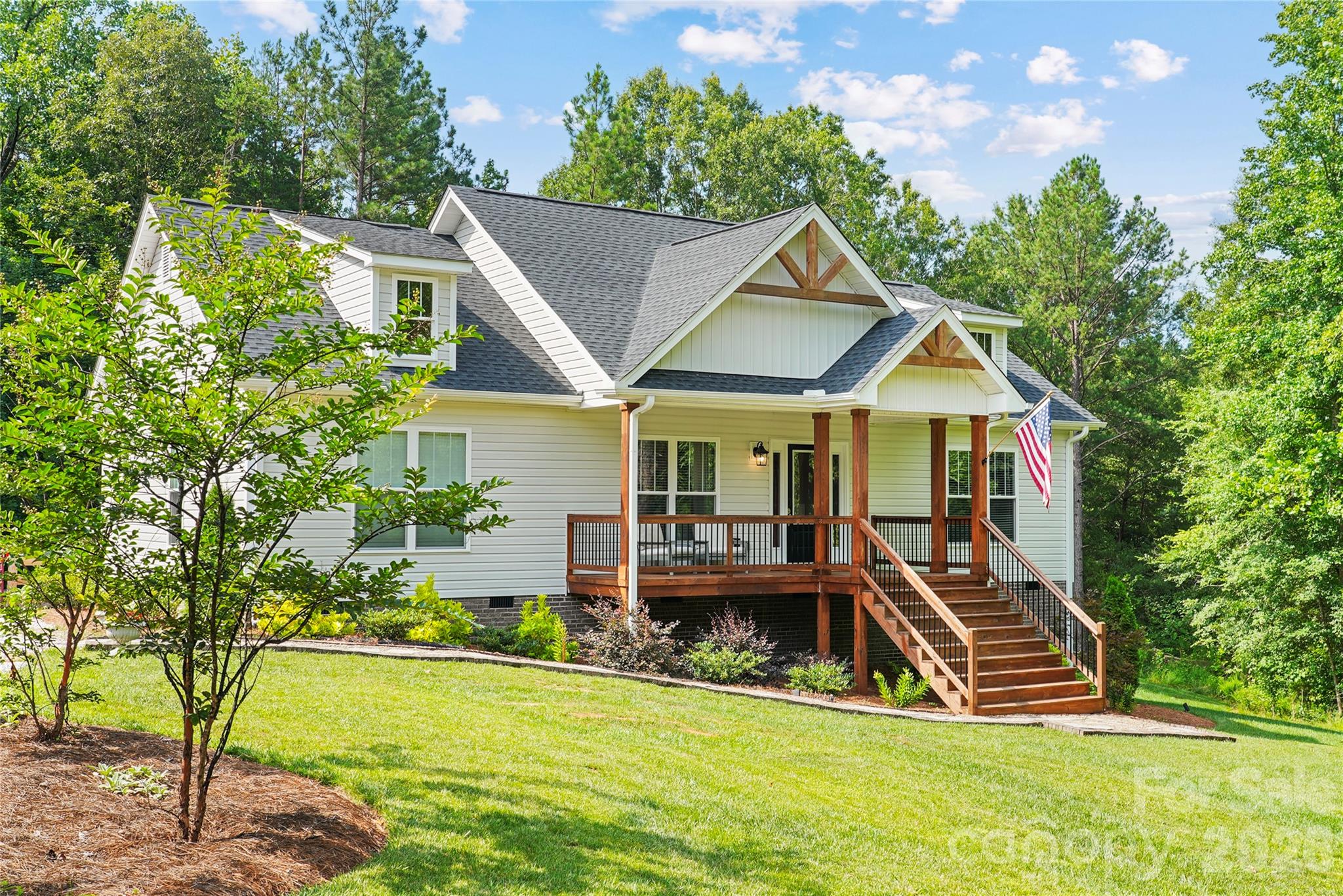 1601 Charlotte Highway — photo