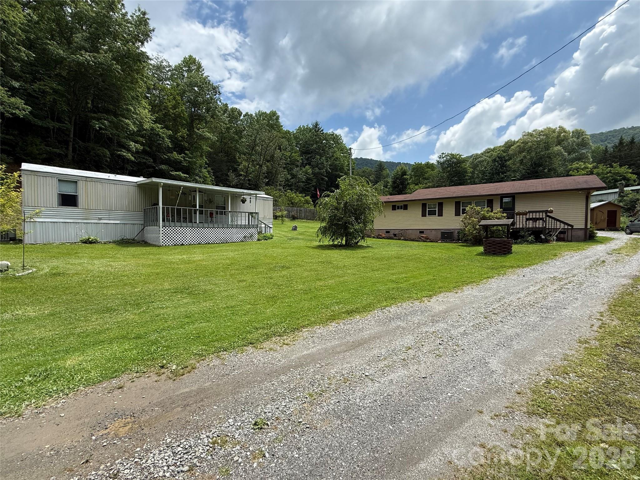 4126 & 4128 Pumpkintown Road — photo