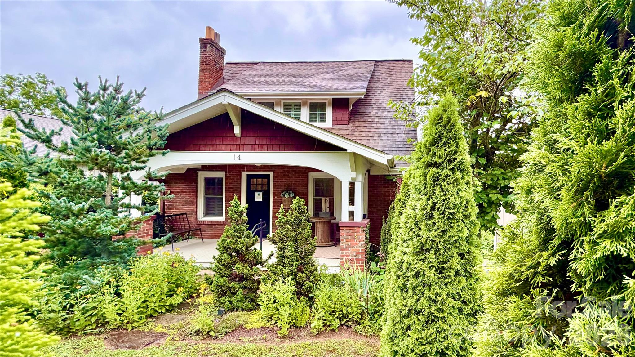 14 Laurel Loop — photo