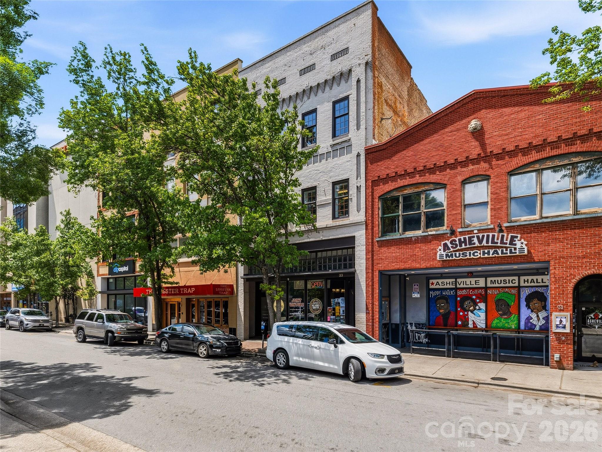 33 Patton Avenue 301 — photo