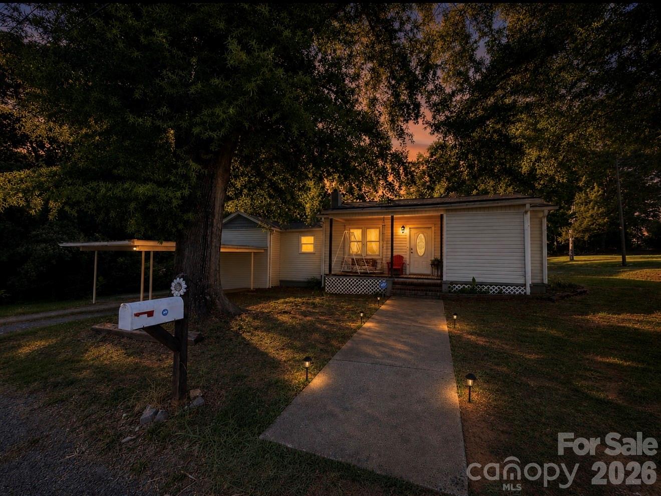 525 Shinn Circle — photo
