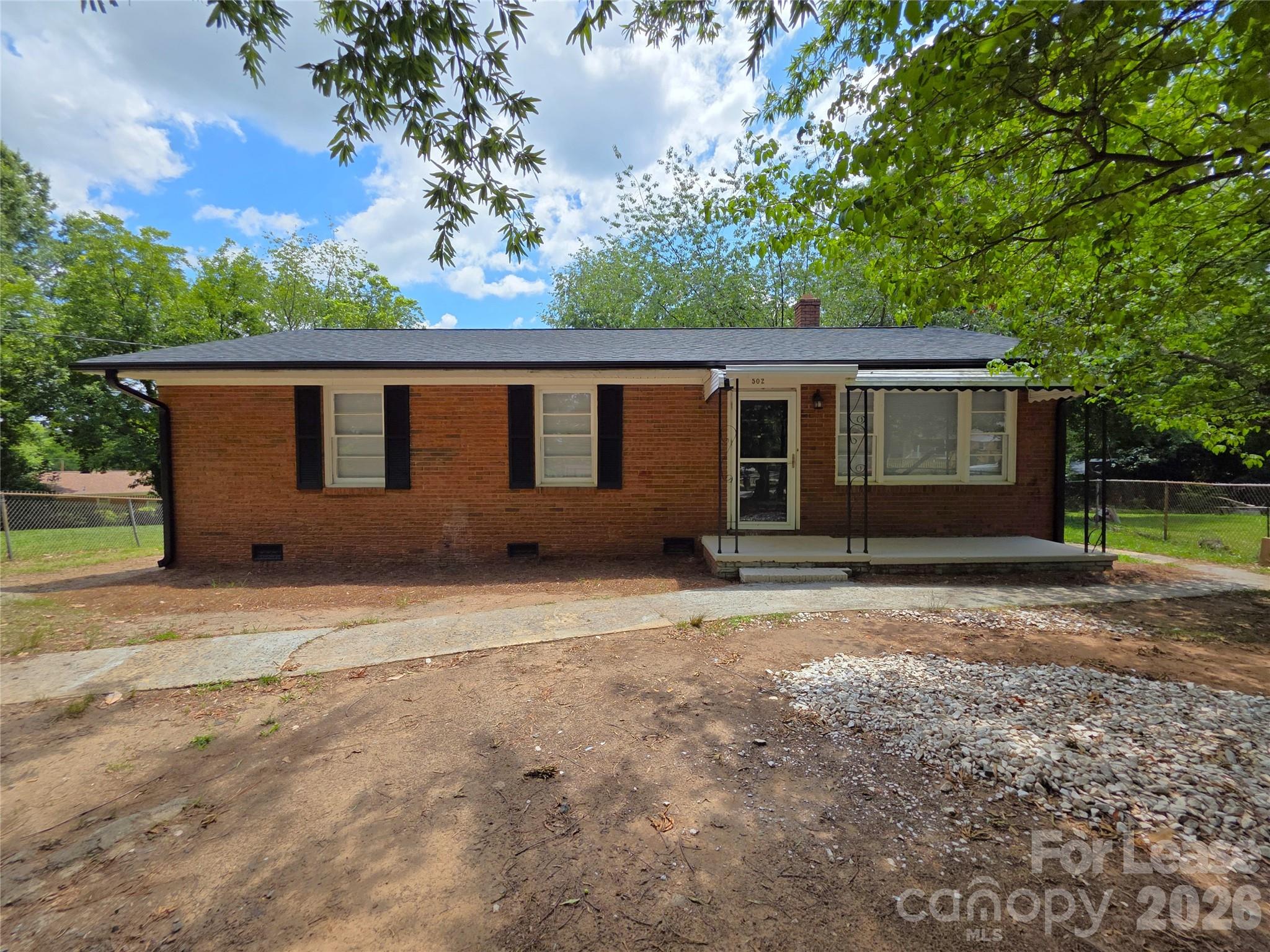 502 Cardinal Court — photo