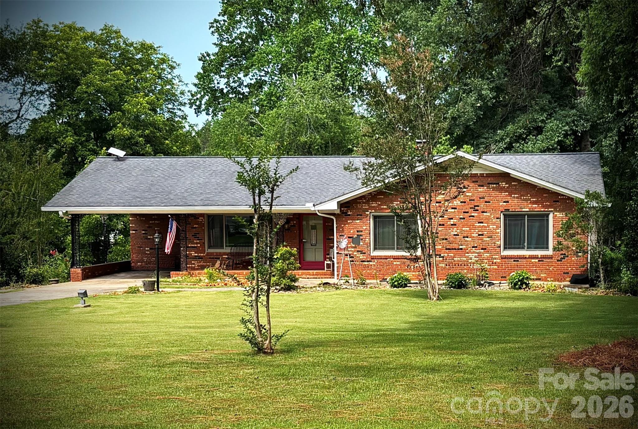 467 Forest Lake Road — photo