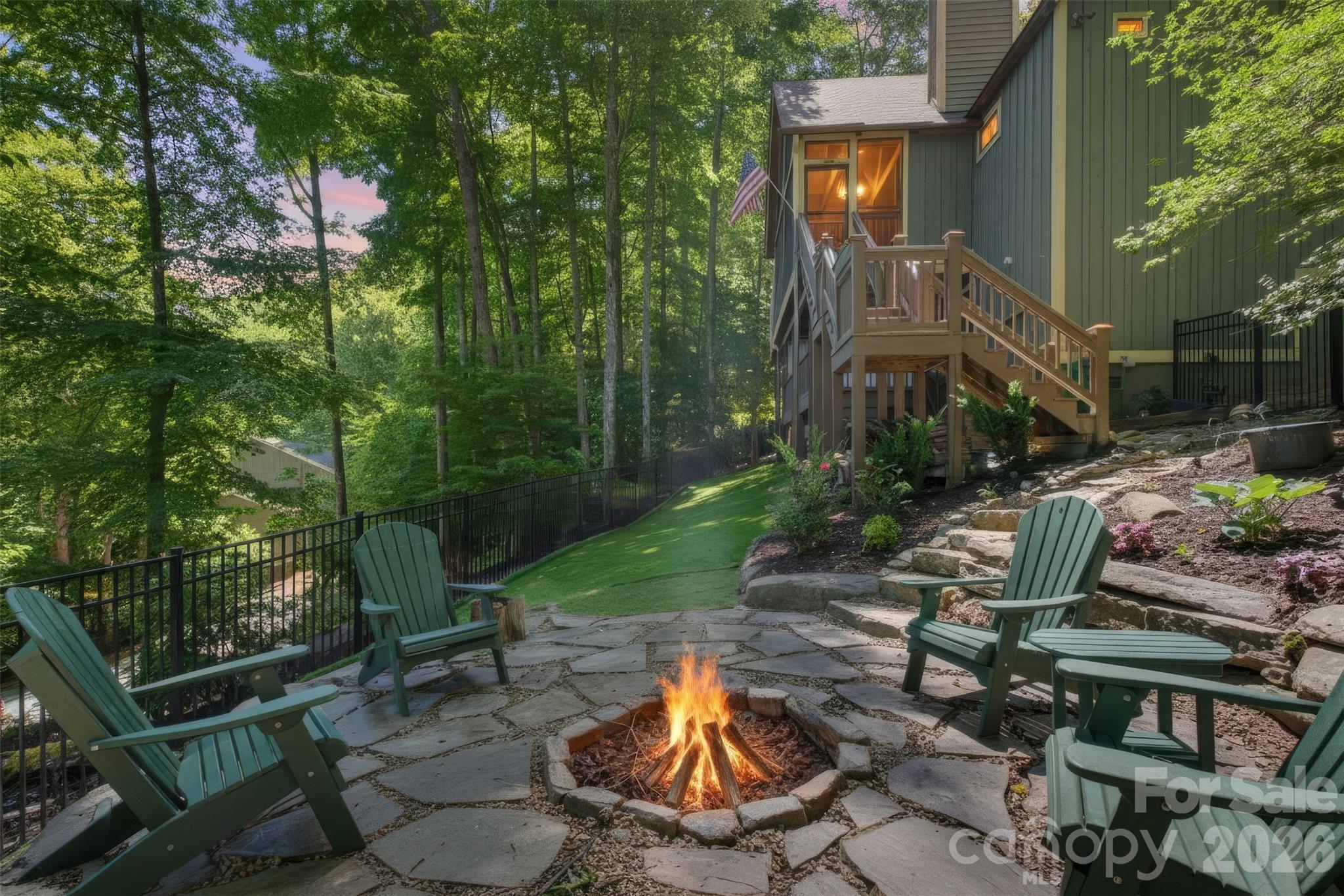 325 Hedgewood Drive — photo