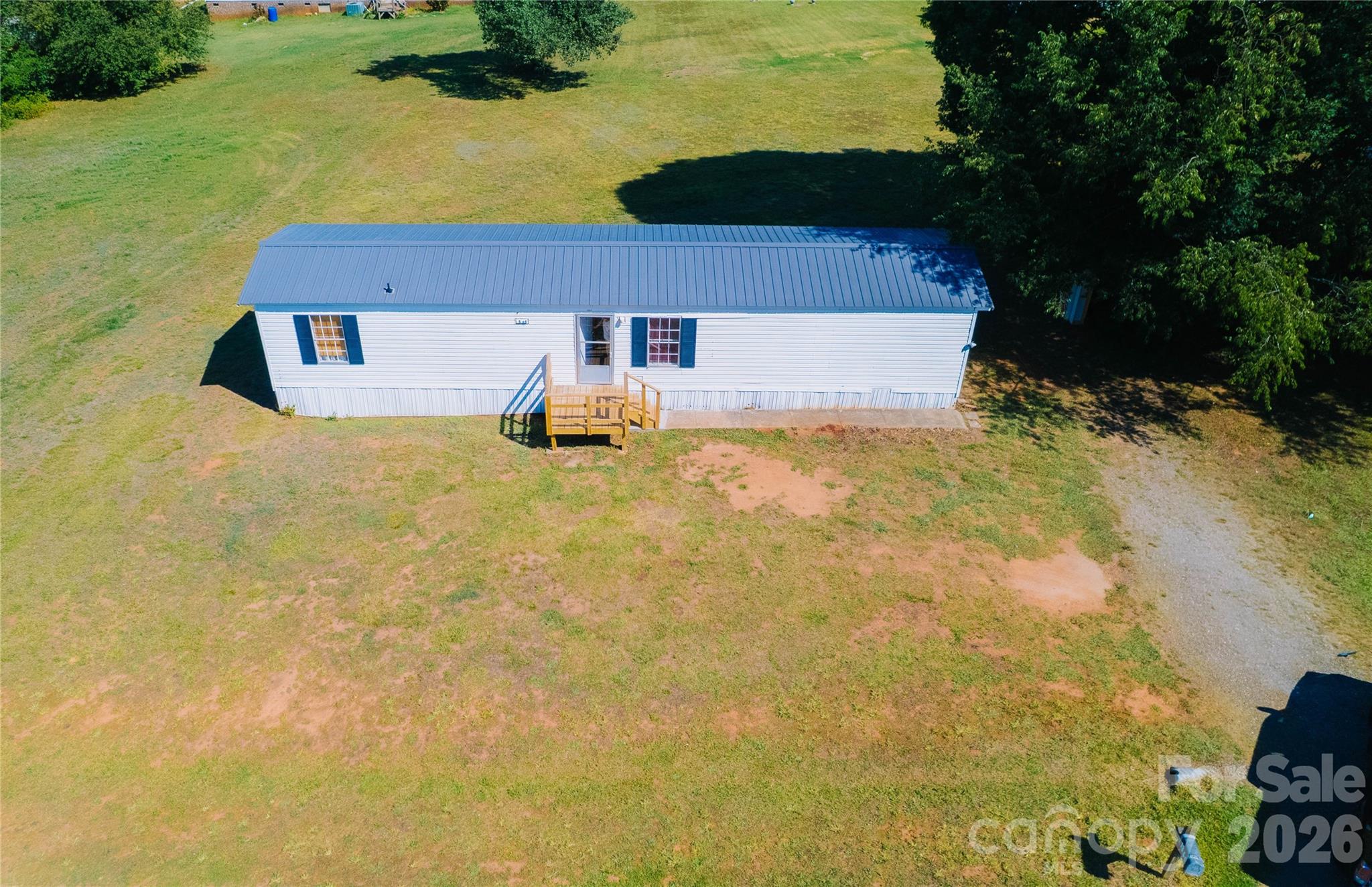 1341 Freedom Lane — photo