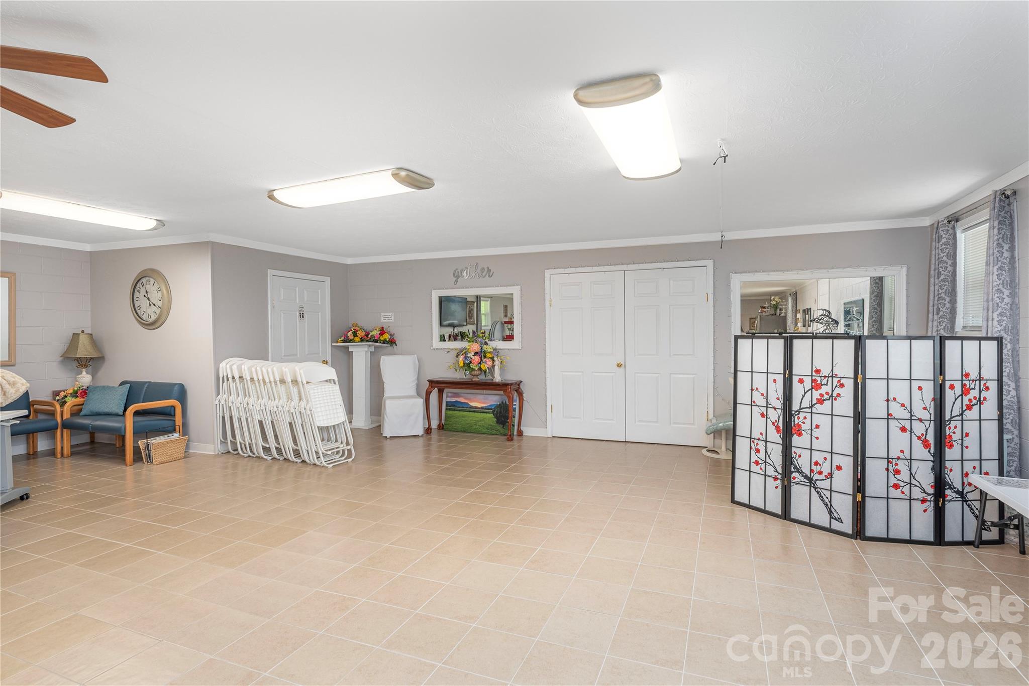 702 Love Joy Road — photo