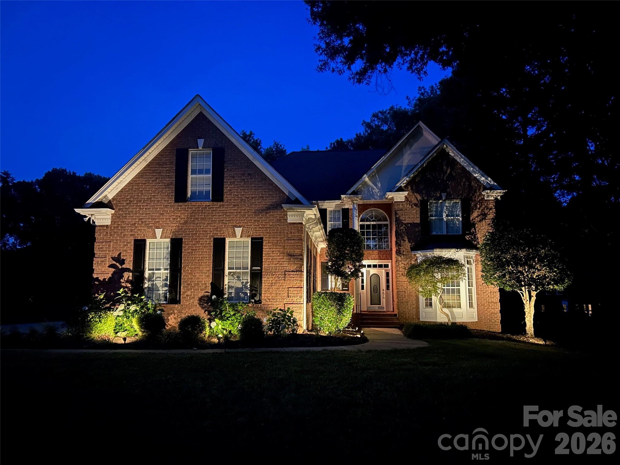 5210 Addington Court — photo