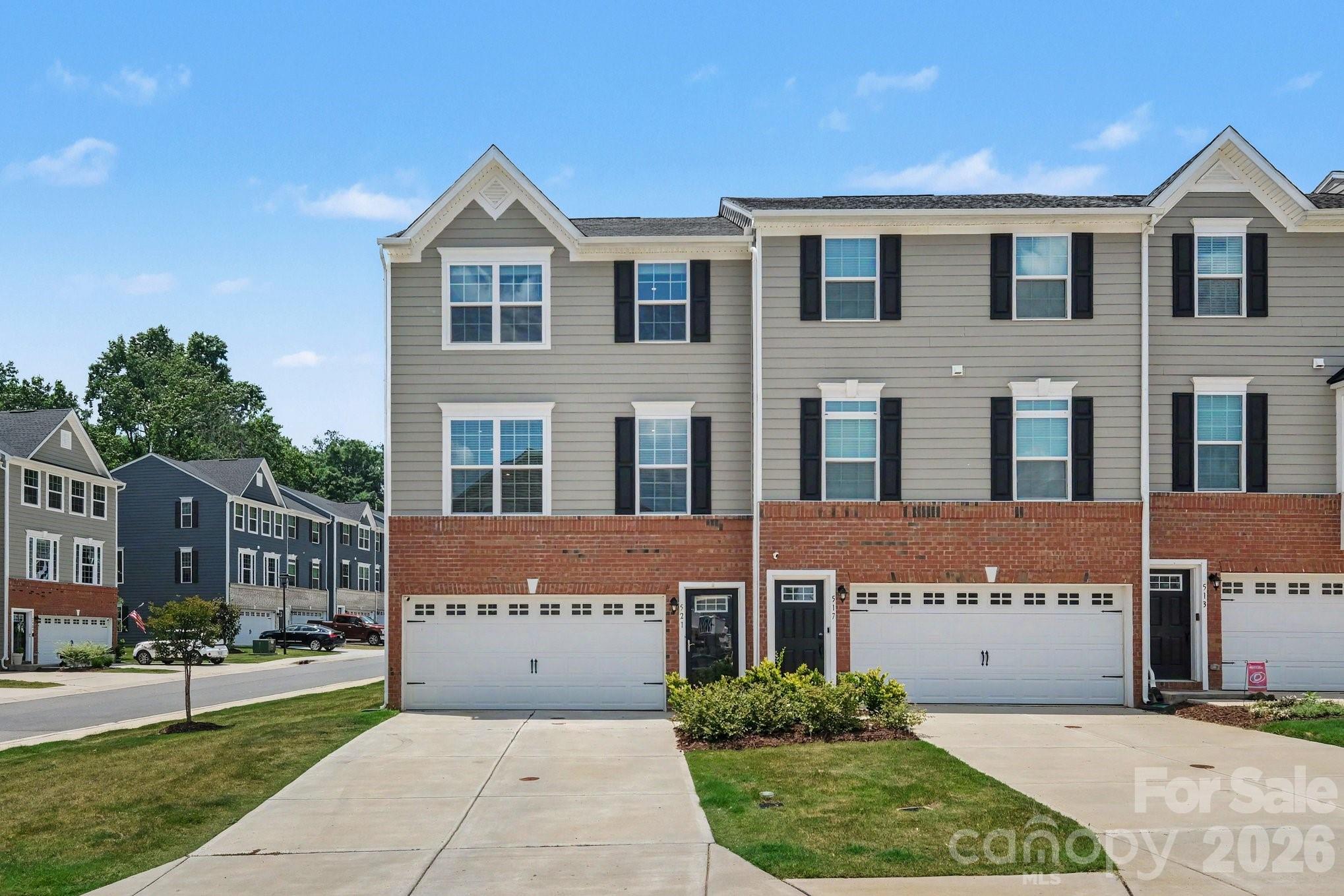 521 Moondance Drive — photo