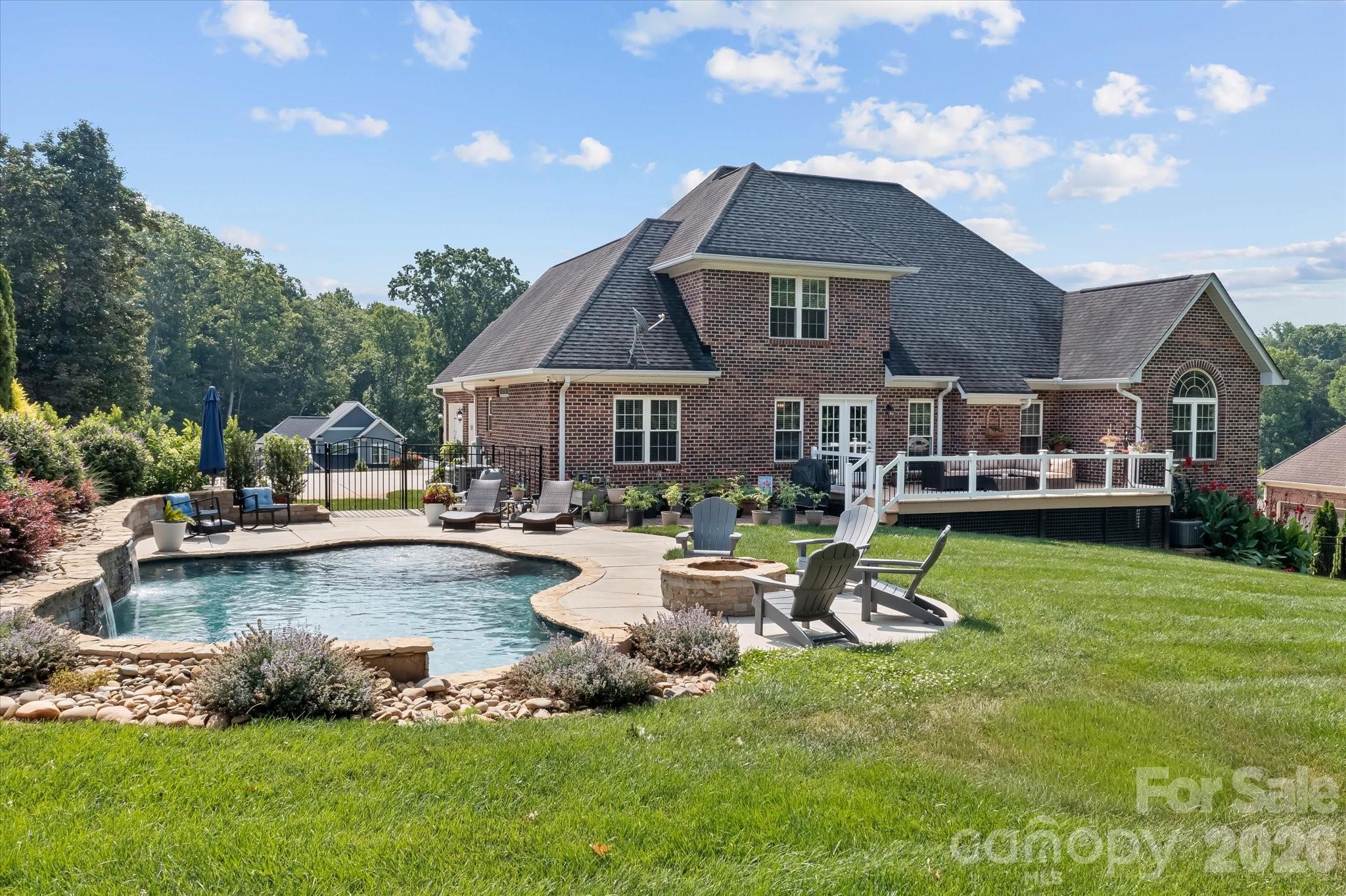 115 Orchard Farm Lane — photo