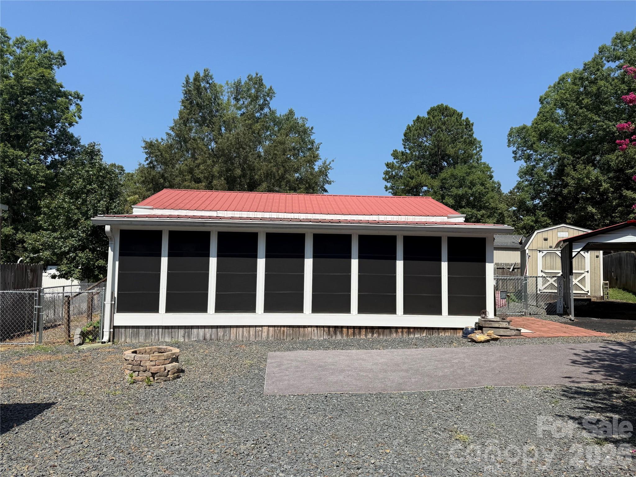106 Anchor Court H93 — photo