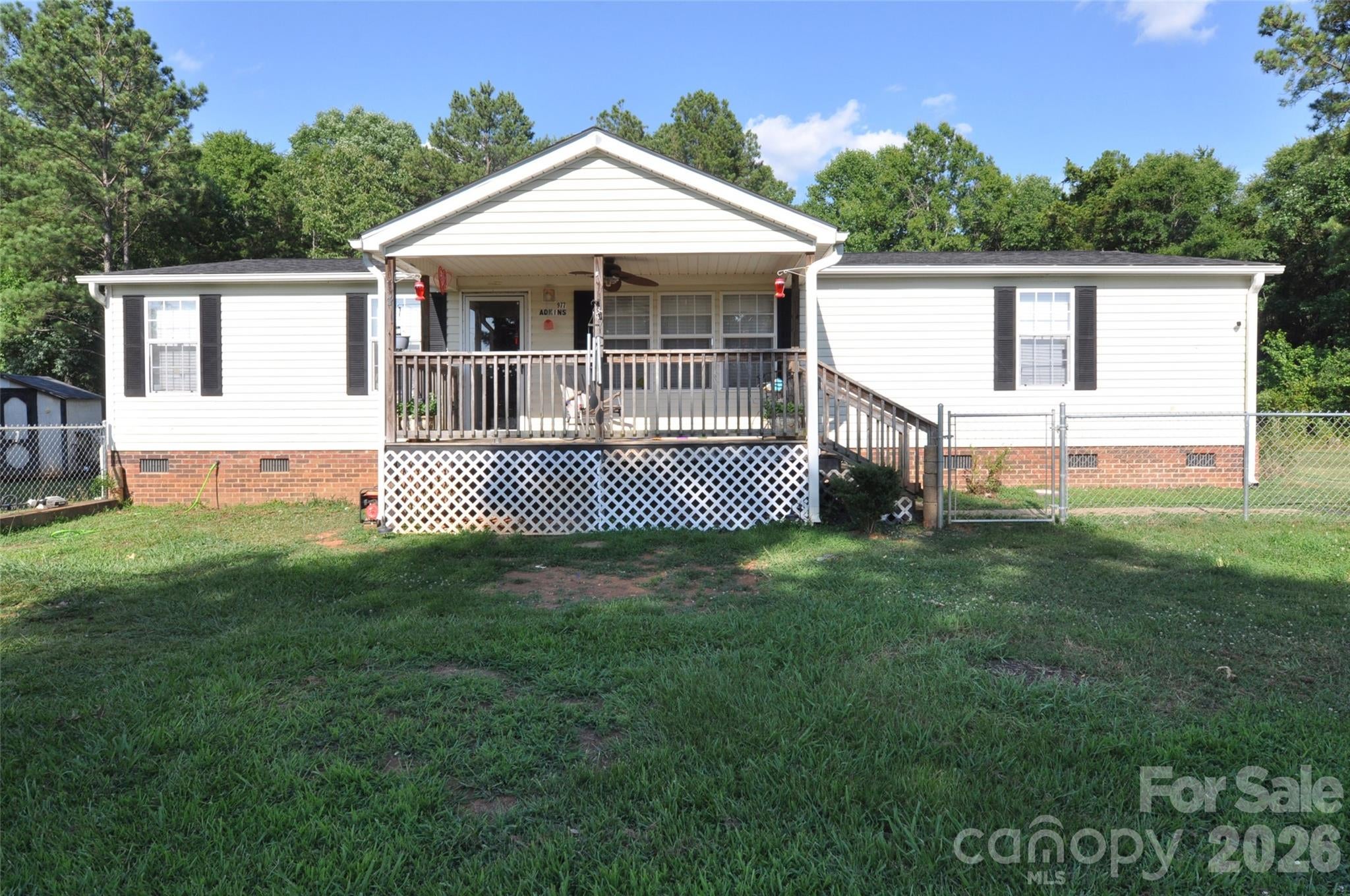 977 Langley Drive — photo