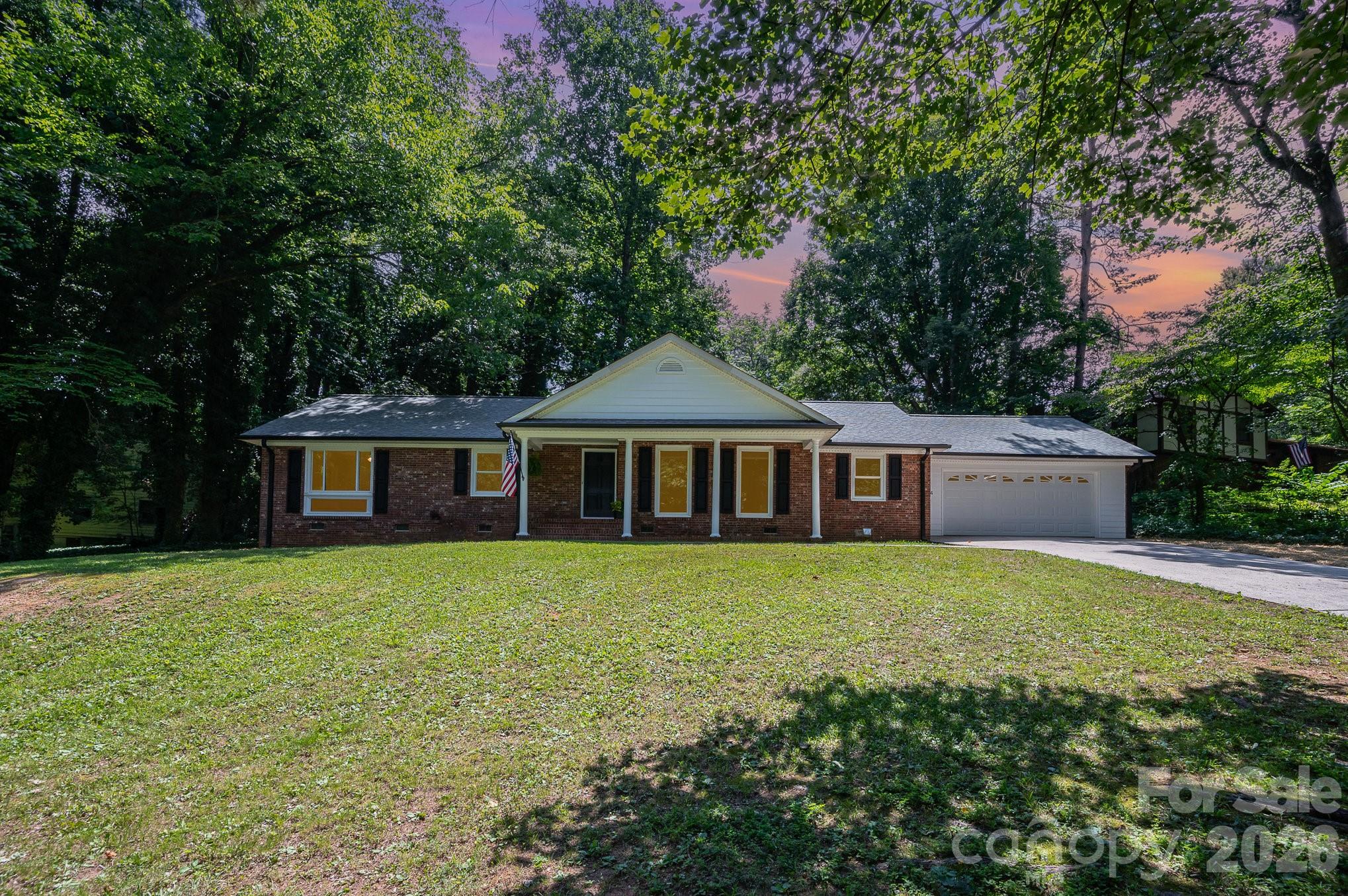 114 Elmwood Drive — photo