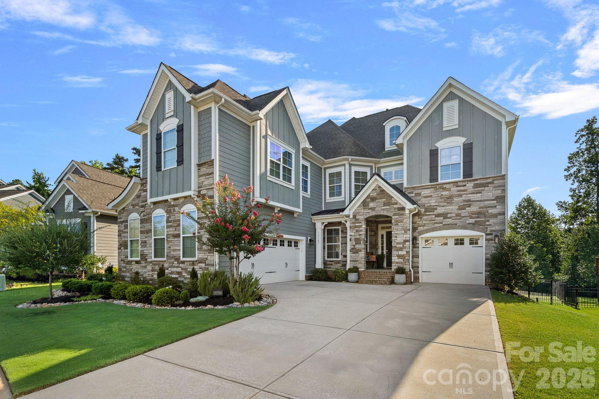 13147 Union Square Drive — photo