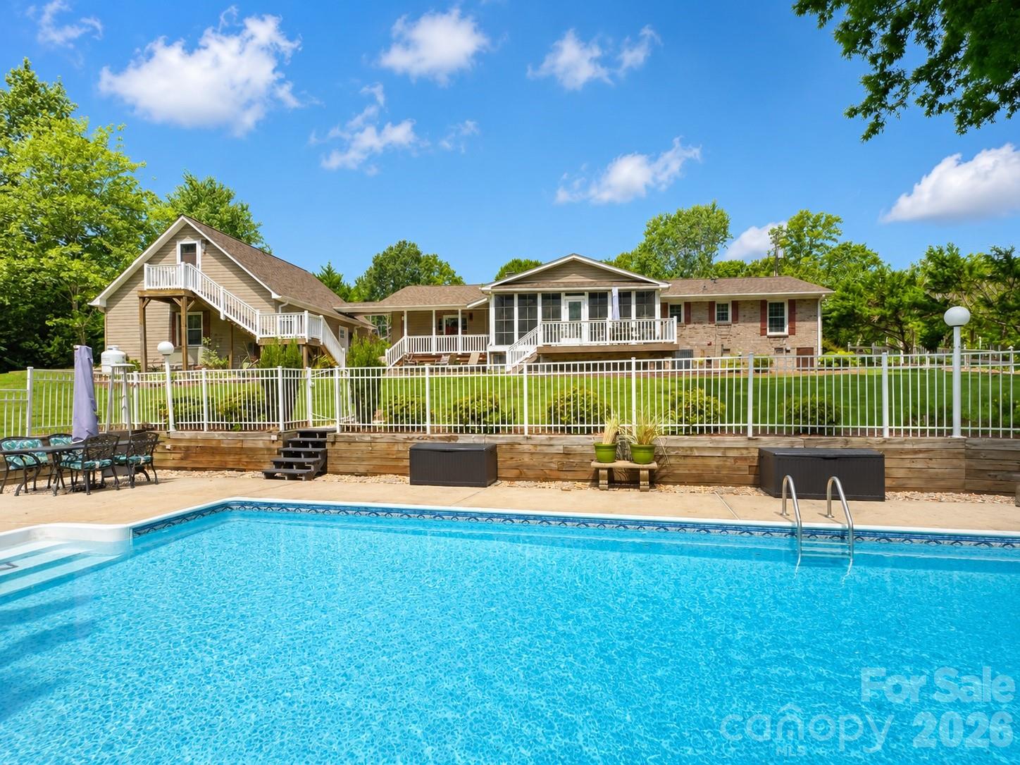 107 Mistywood Drive — photo
