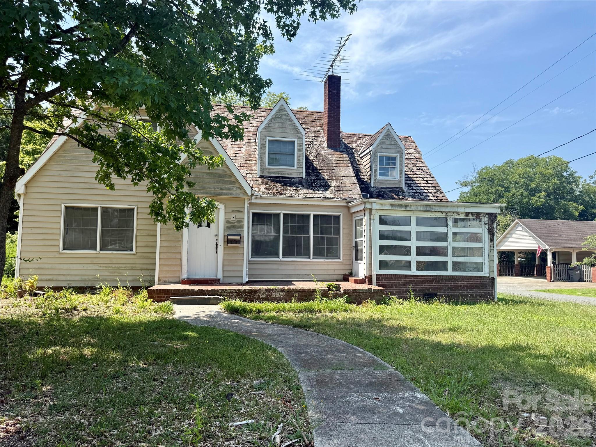 1400 Central Drive — photo