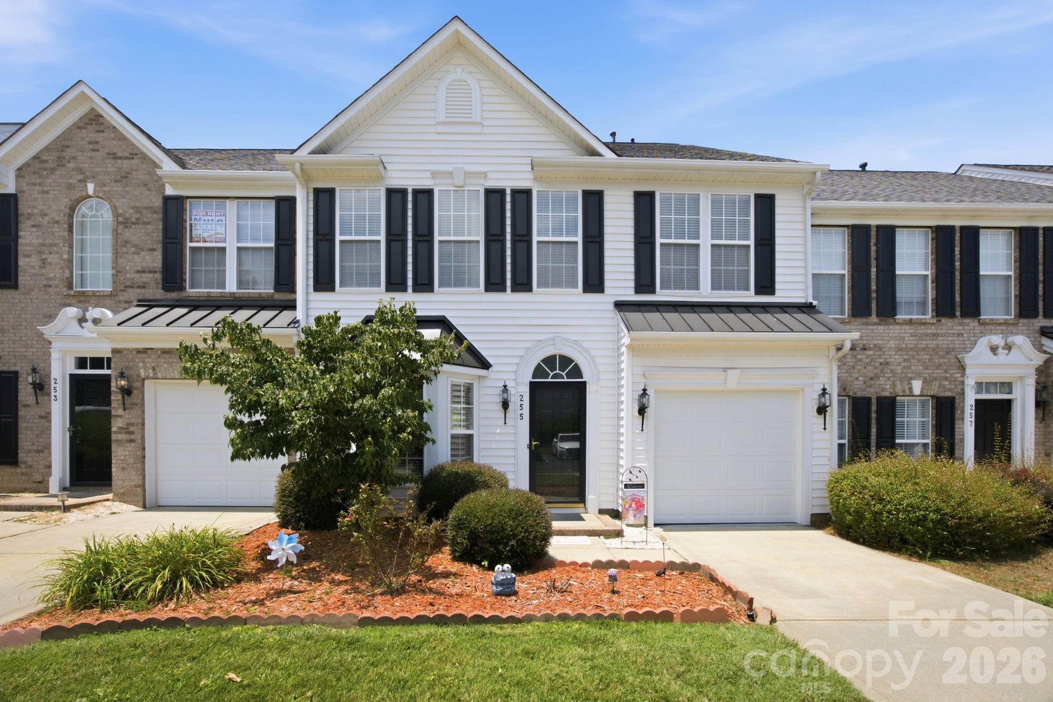 255 Horizon Circle 52 — photo