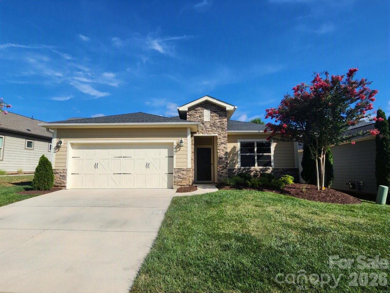 4843 Looking Glass Trail — photo