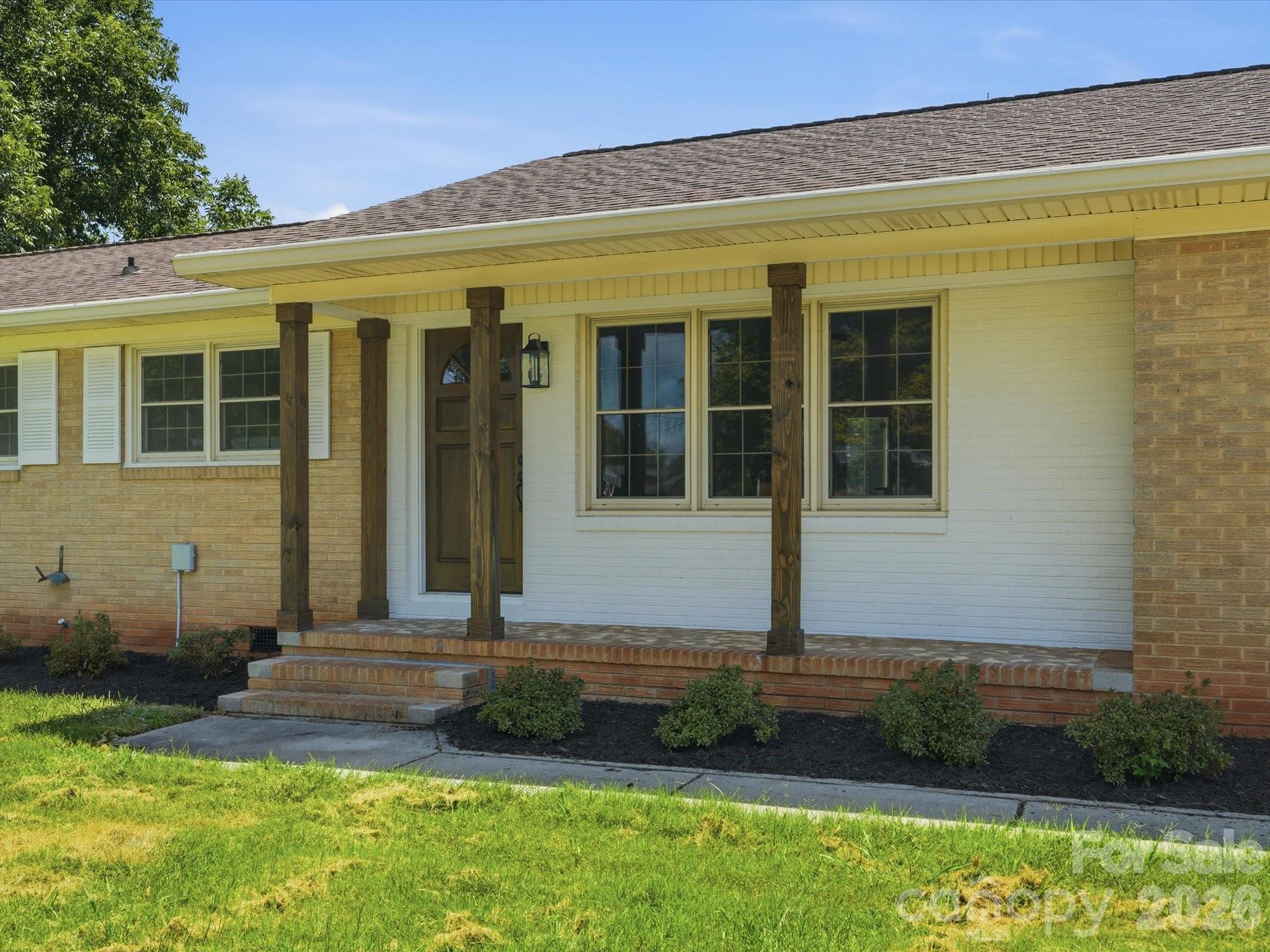 1480 Hallmark Drive — photo