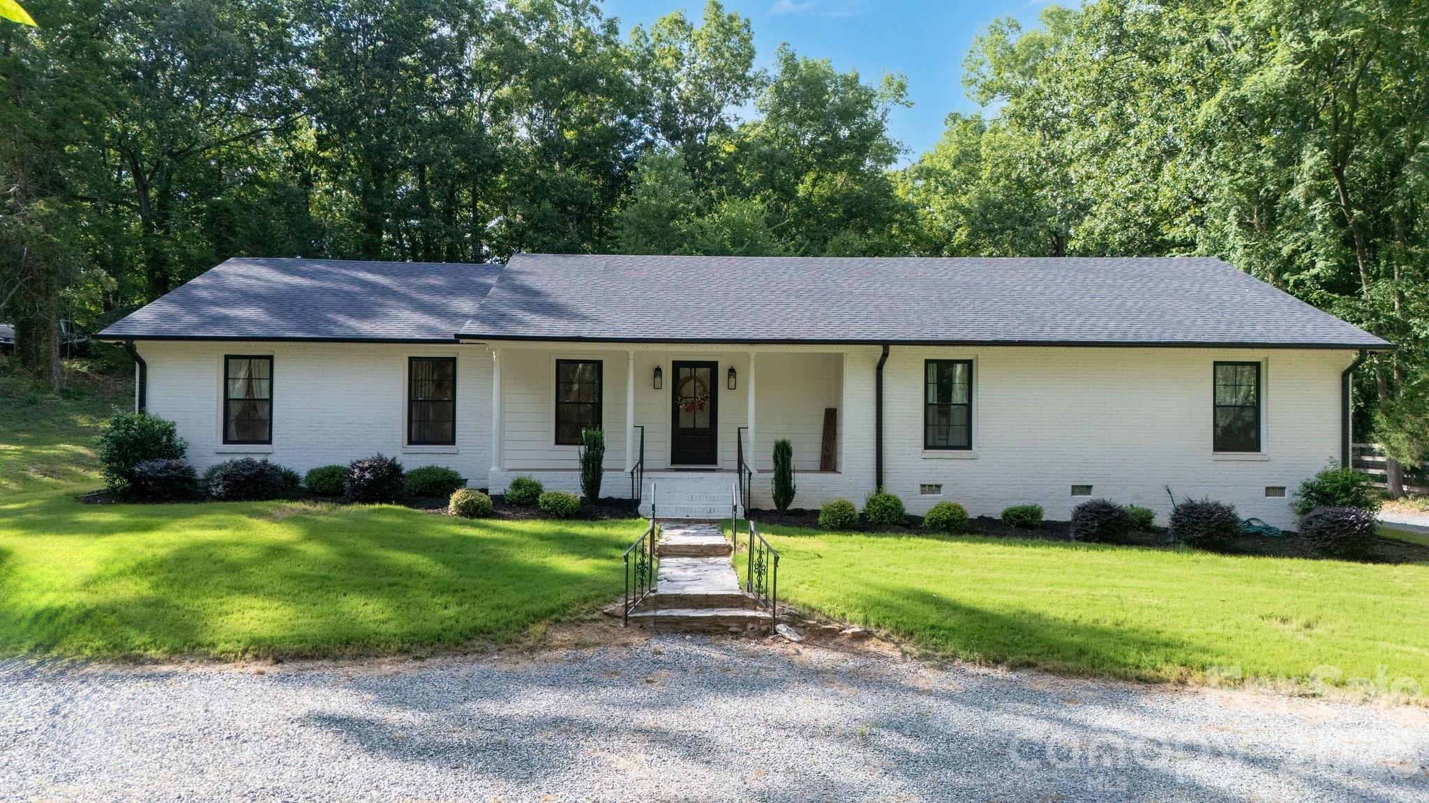 215 Ridgewood Drive — photo