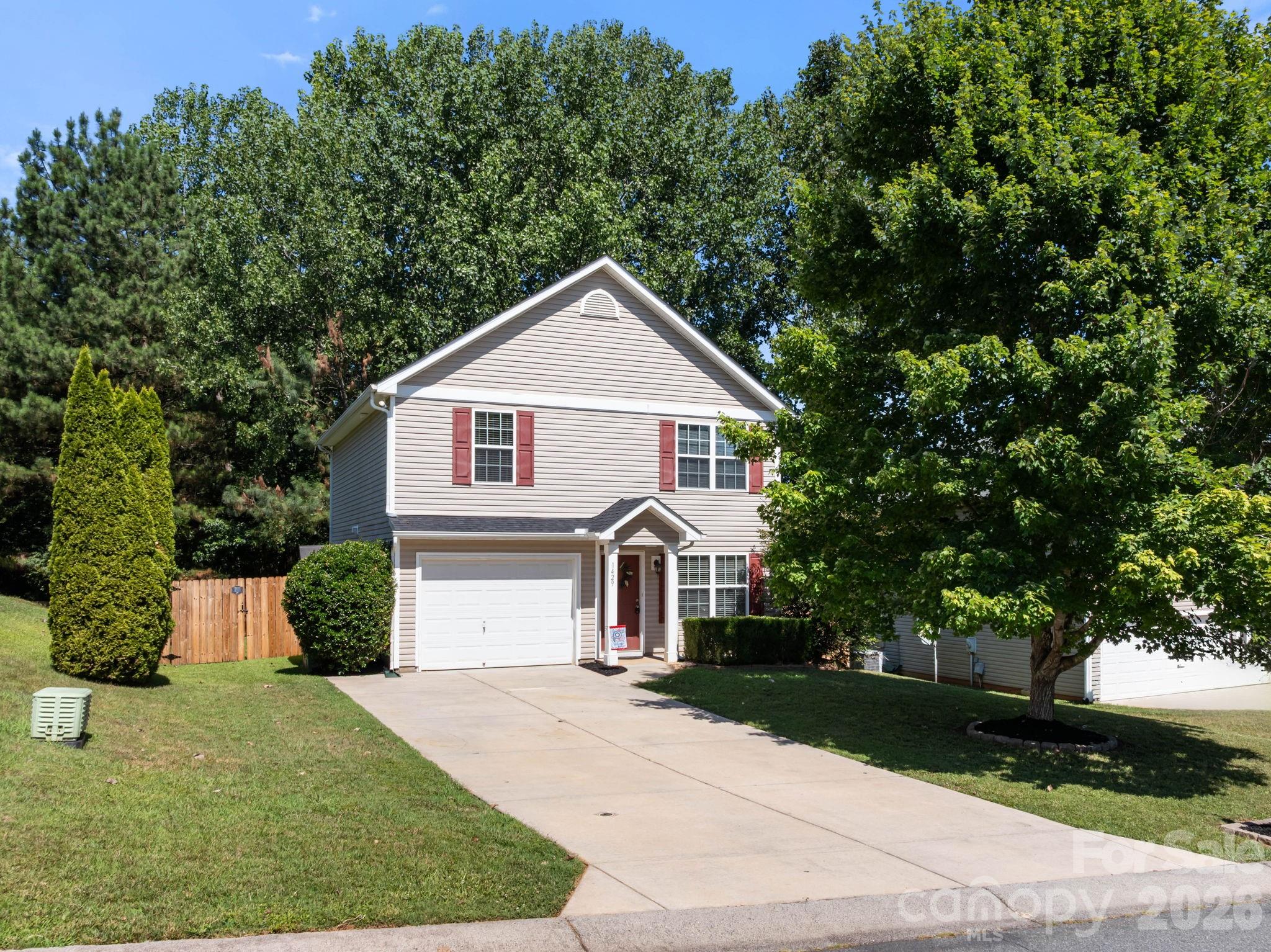 1429 River Run Road — photo