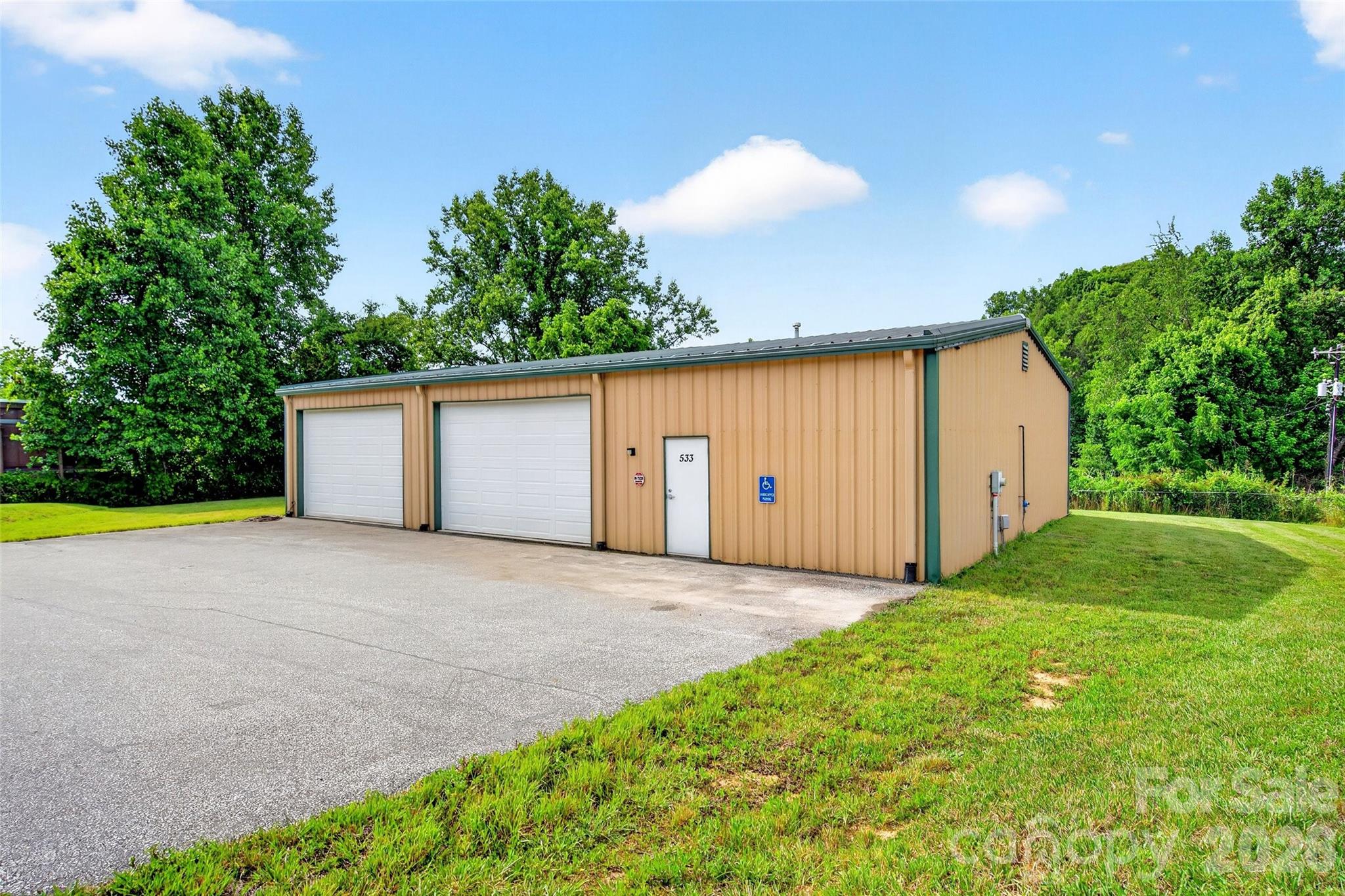 533 Catawba River Road — photo