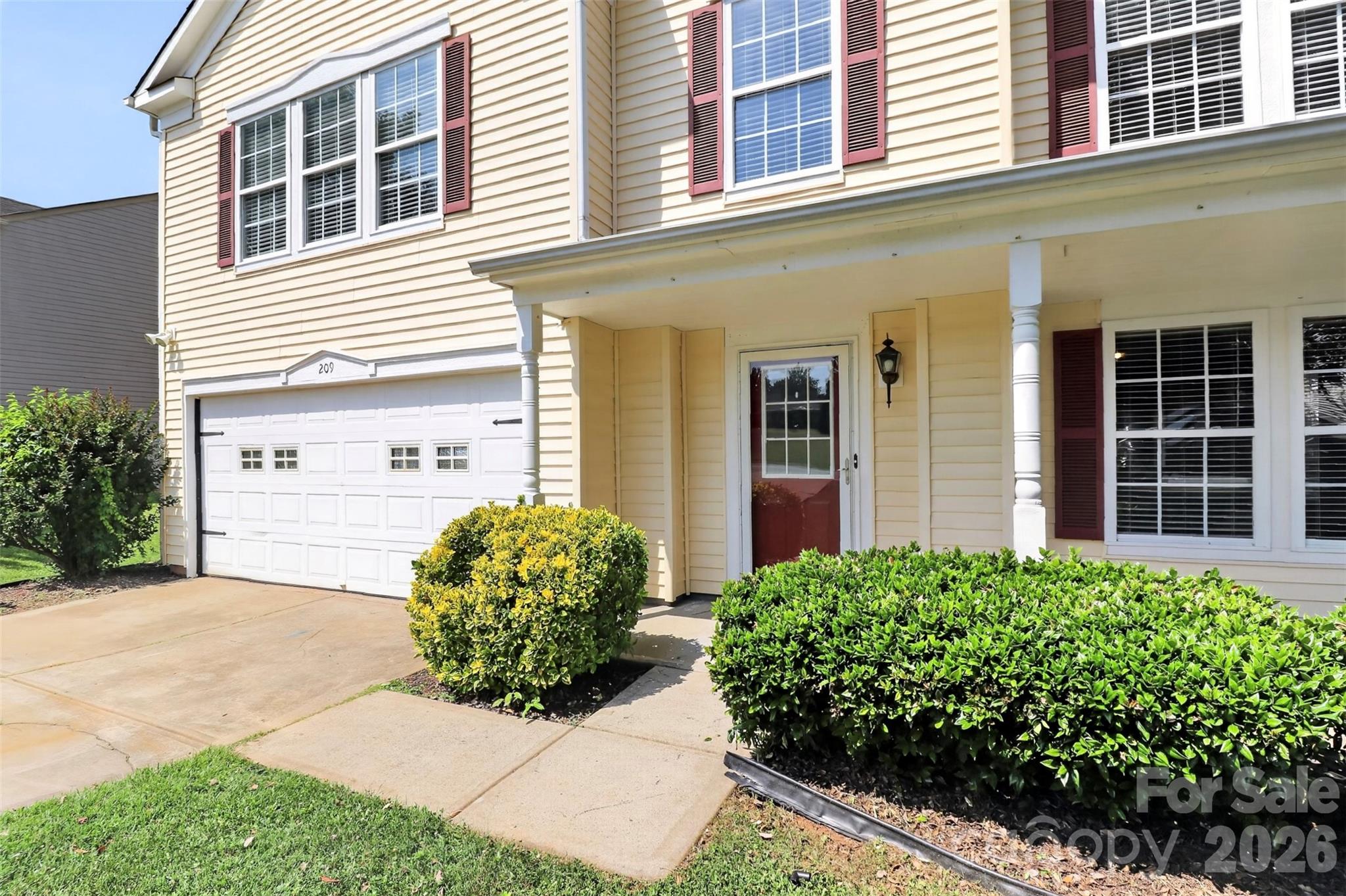 209 Farm Springs Drive — photo