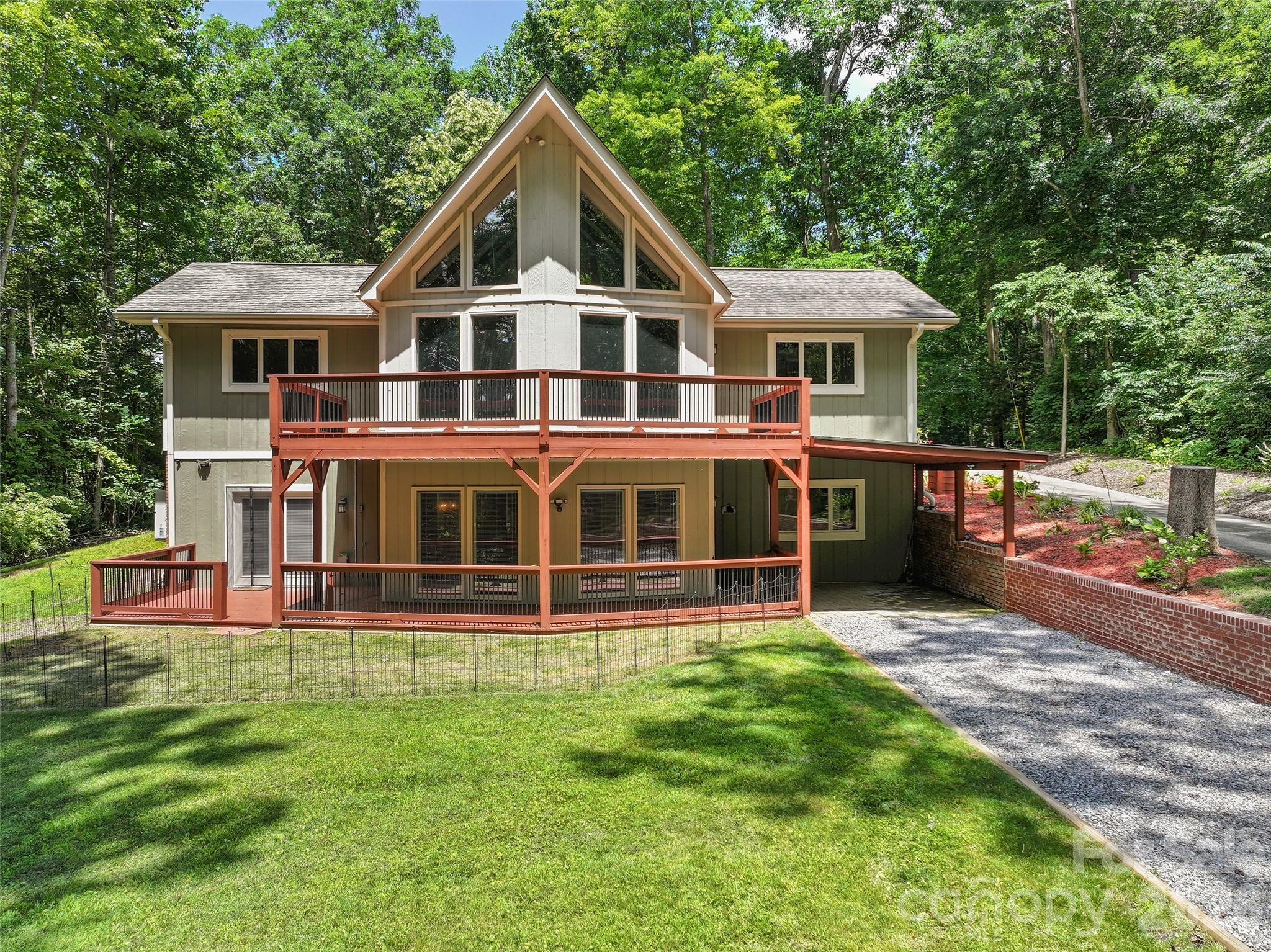 82 Sunburst Drive — photo