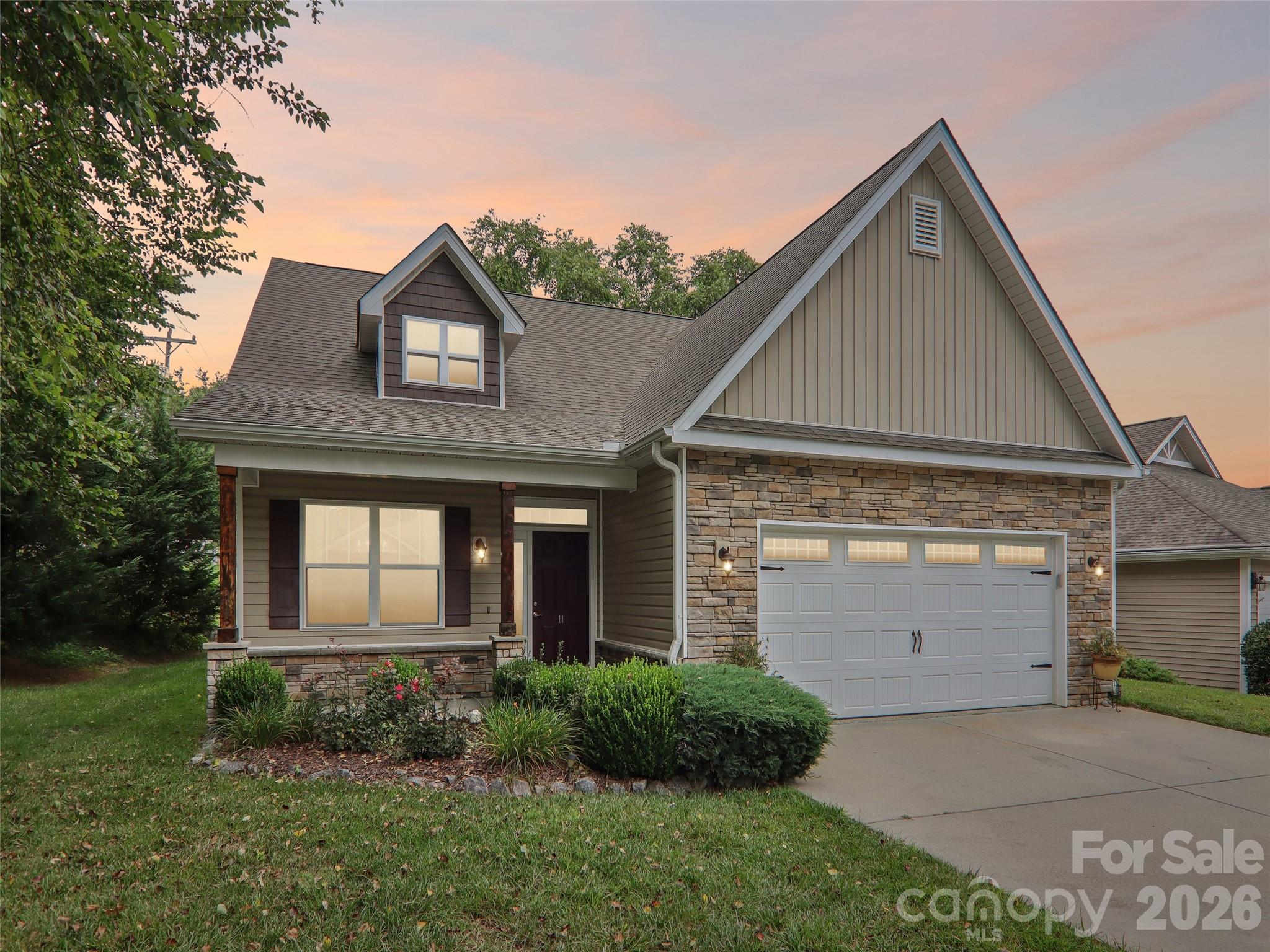 11 Eagle Pointe Way — photo