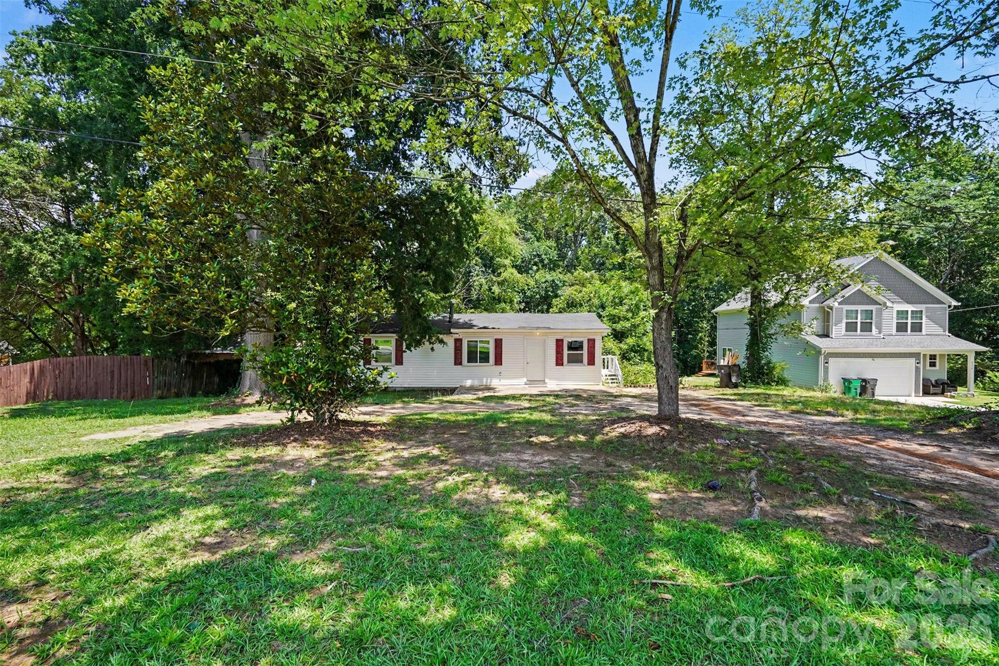8232 Starnes Randall Road — photo