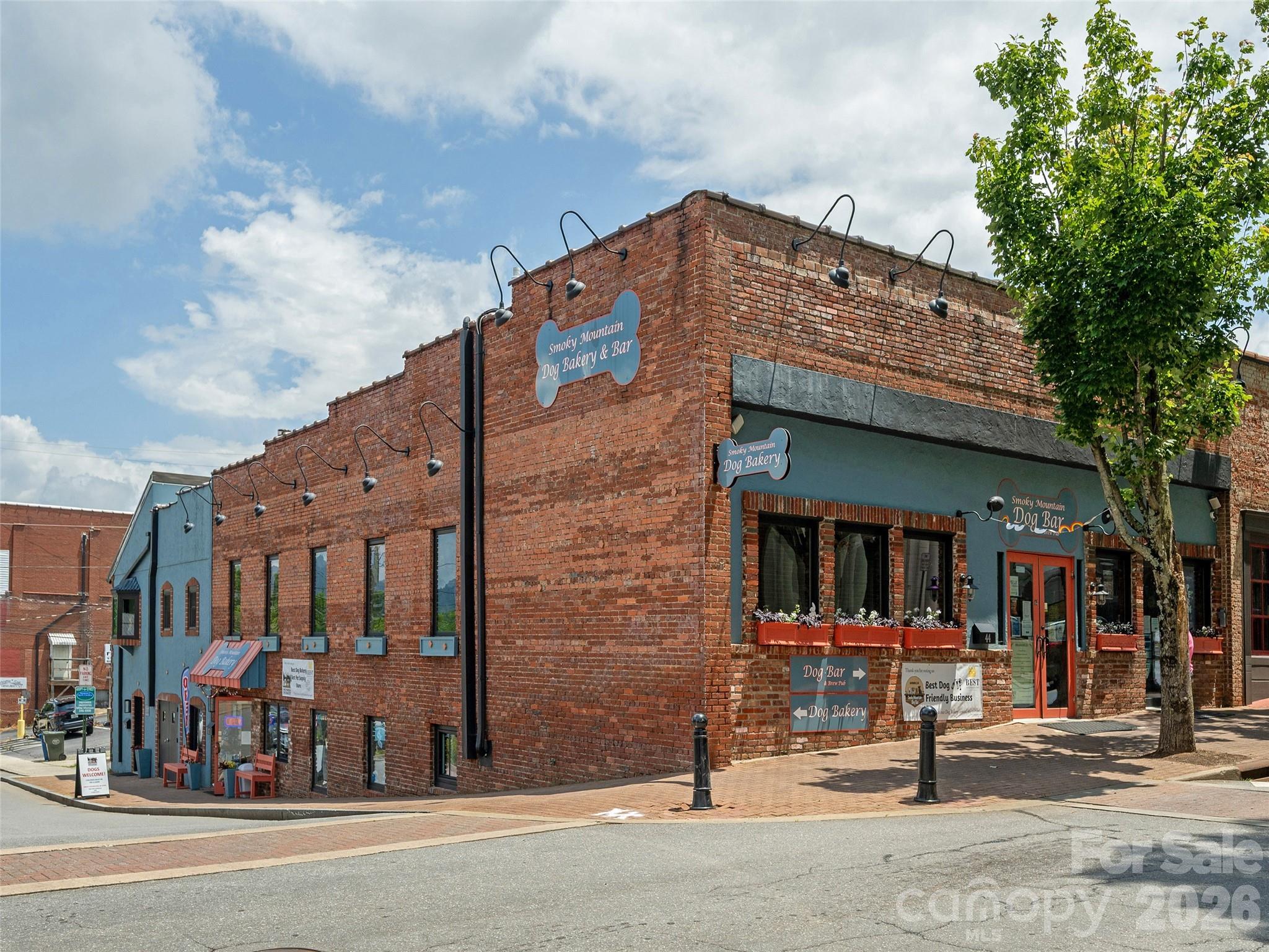 44 Church Street — photo