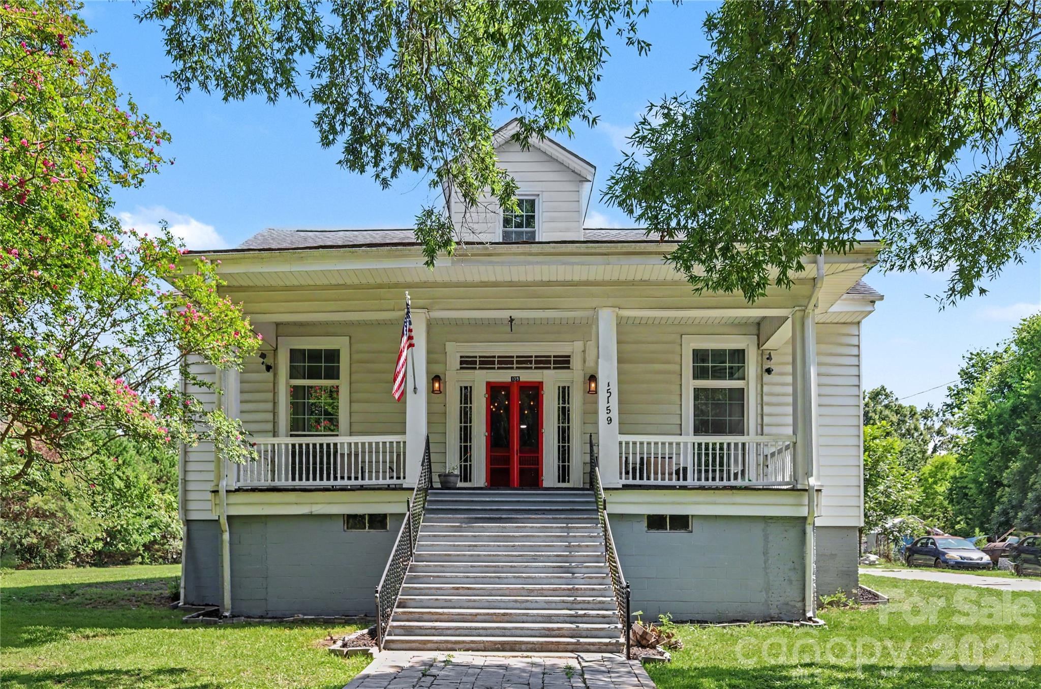 159 E Lacy Street — photo