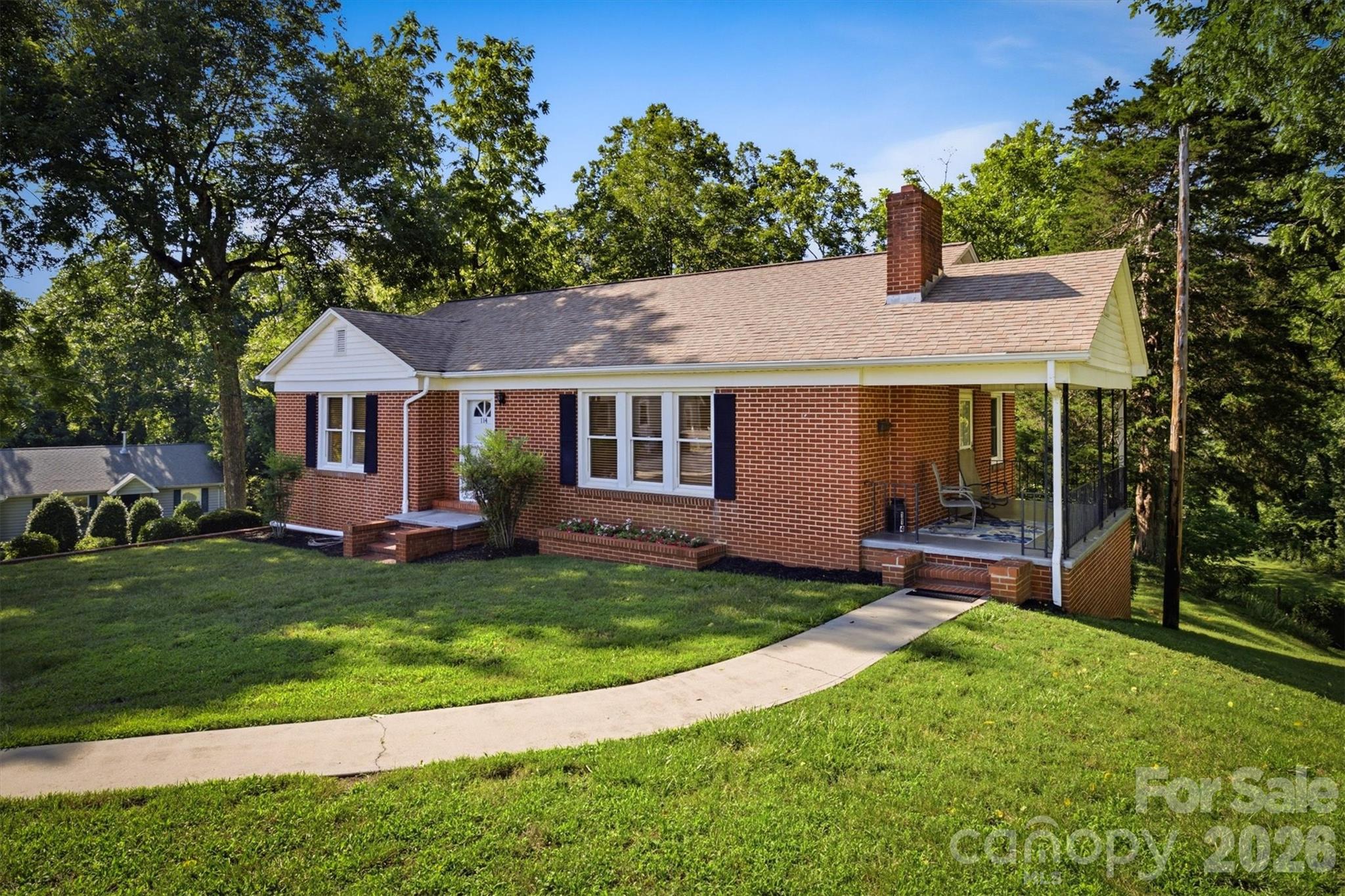 114 Harris Drive — photo