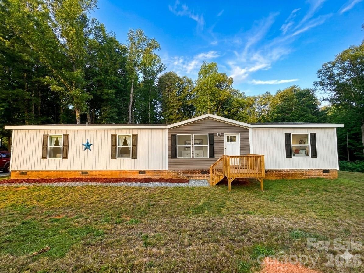 5351 Walter Lowman Road — photo