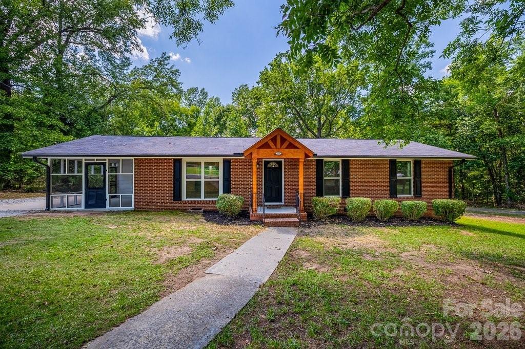 139 E Forest Drive — photo
