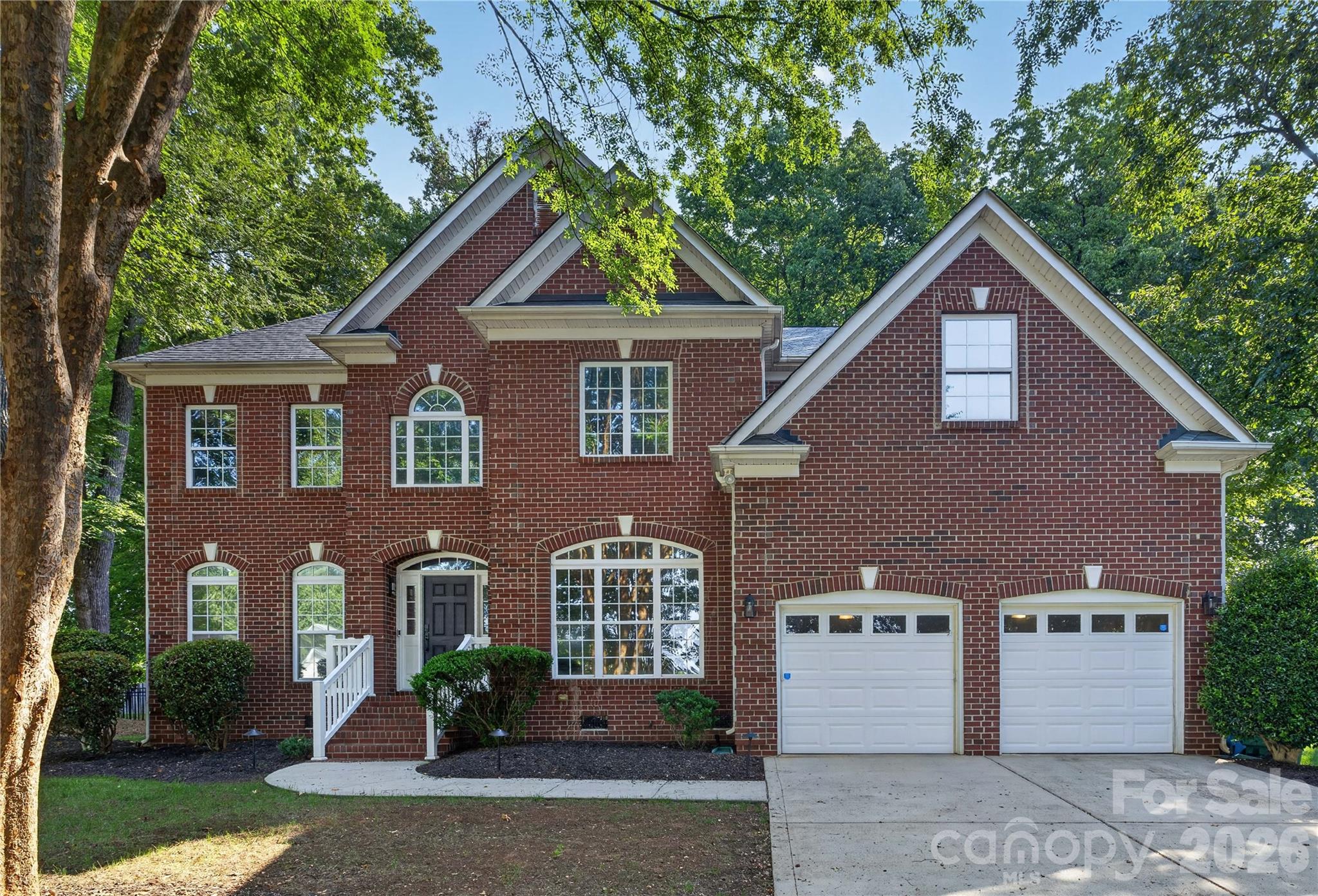 6301 Crown Hill Drive — photo