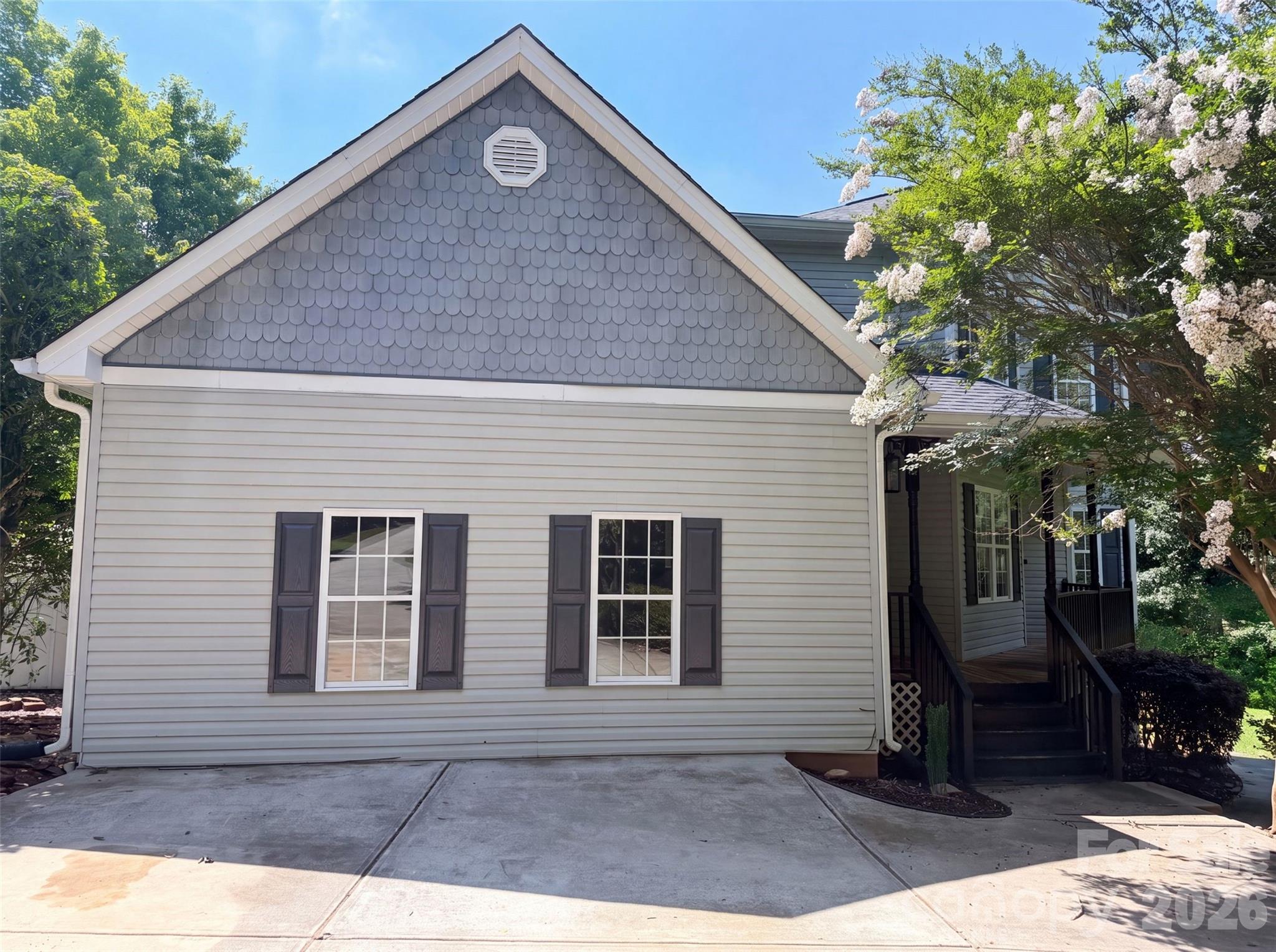 4270 Mountain Creek Road — photo